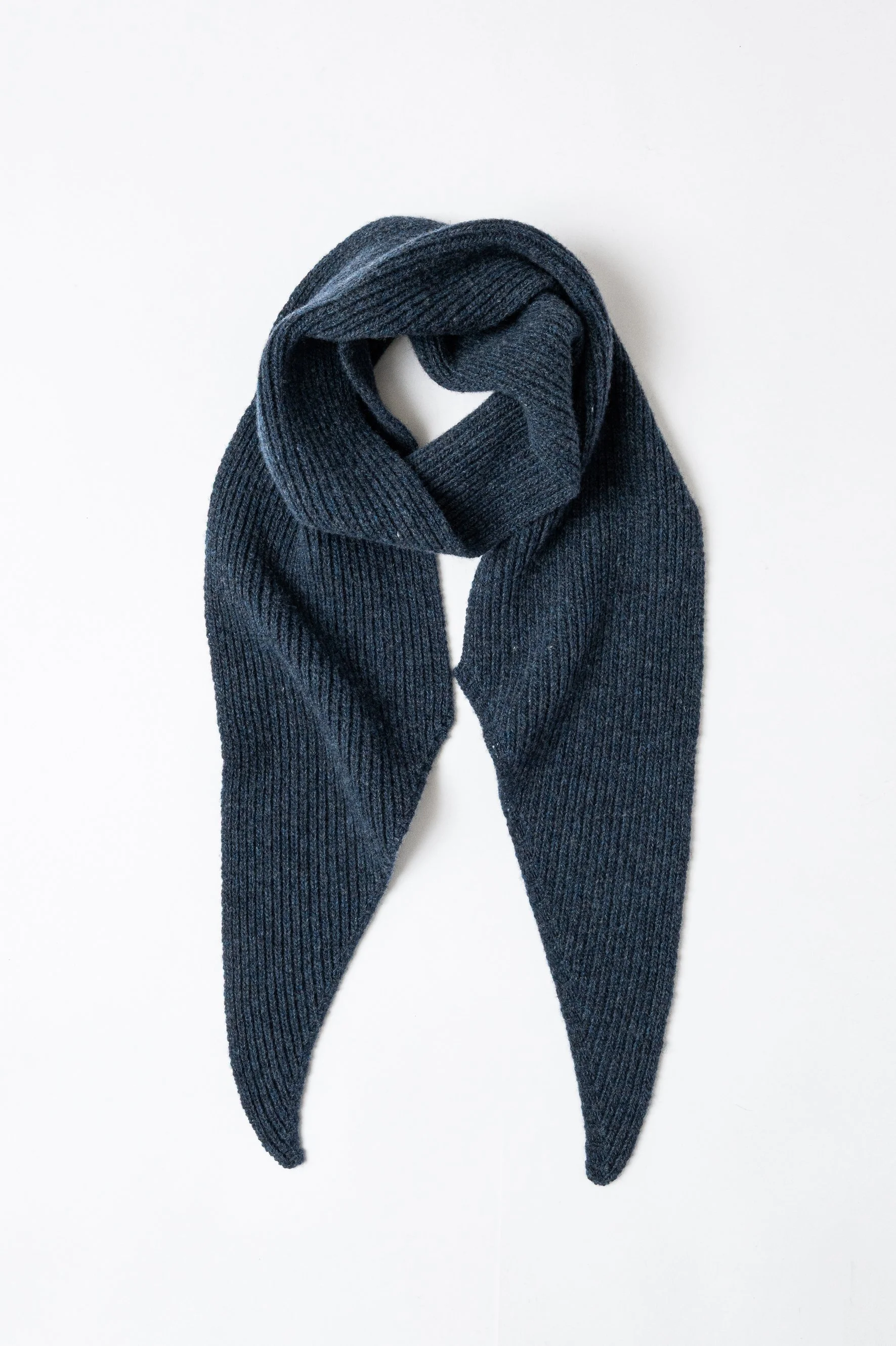 Sciarpa in maglia in pura lana a punta | Denim