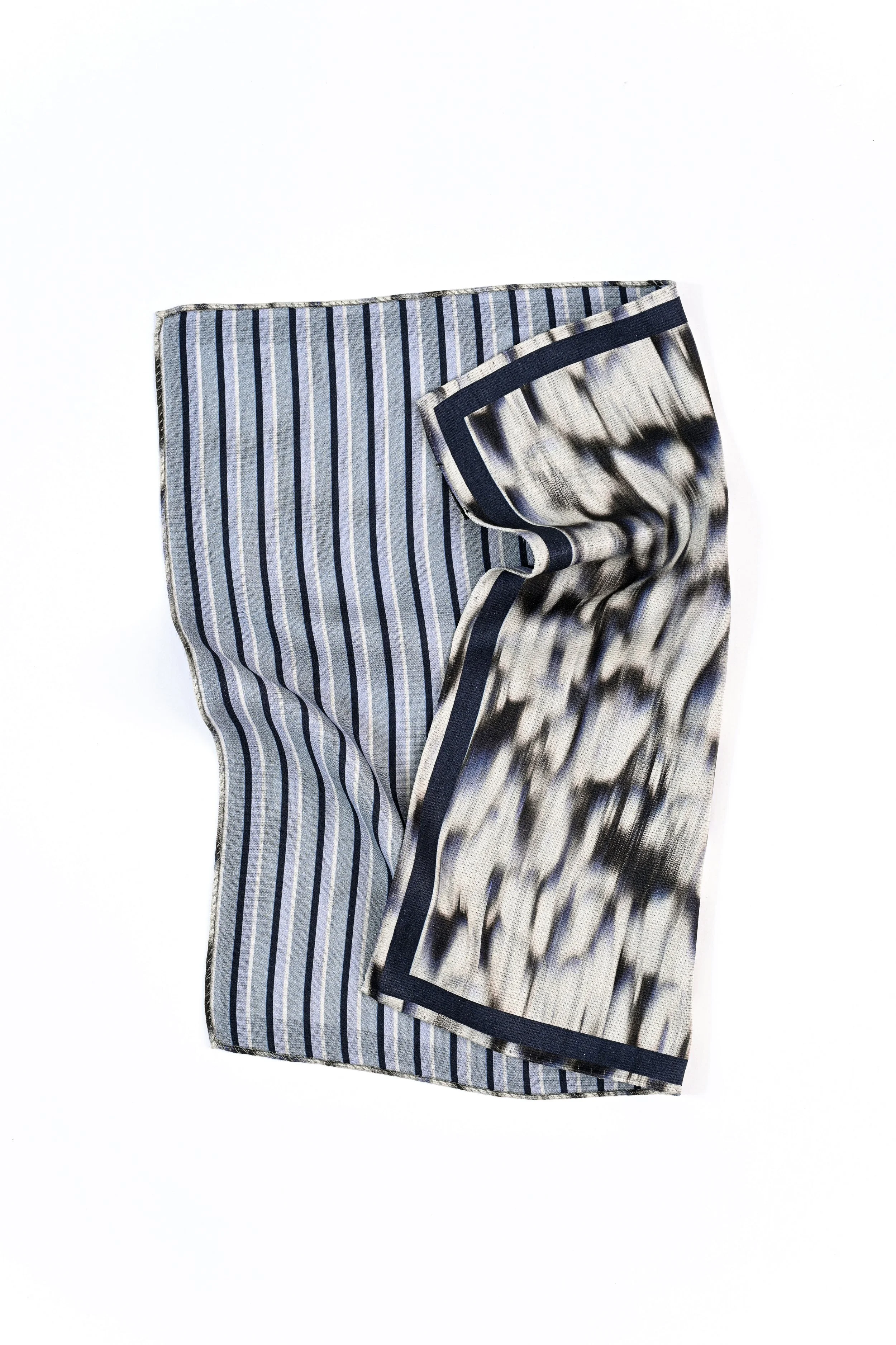 ABSTRACT-FW2526-DSB99-2.jpg