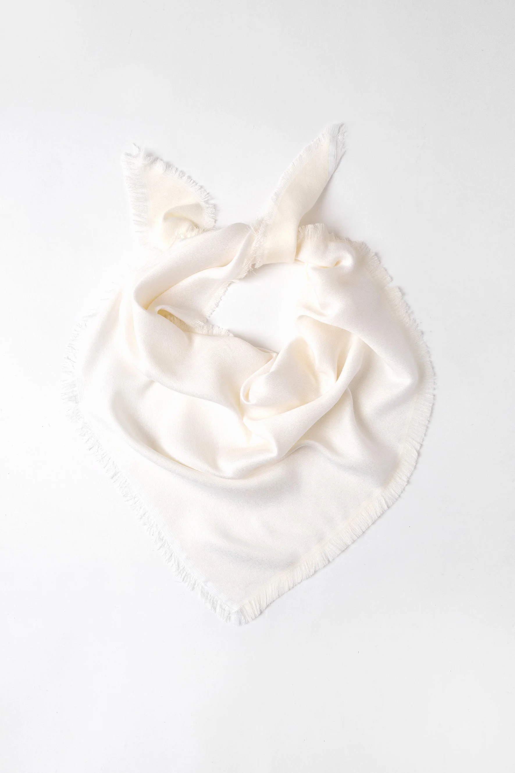 Bandana triangolare in lana e viscosa | Bianco