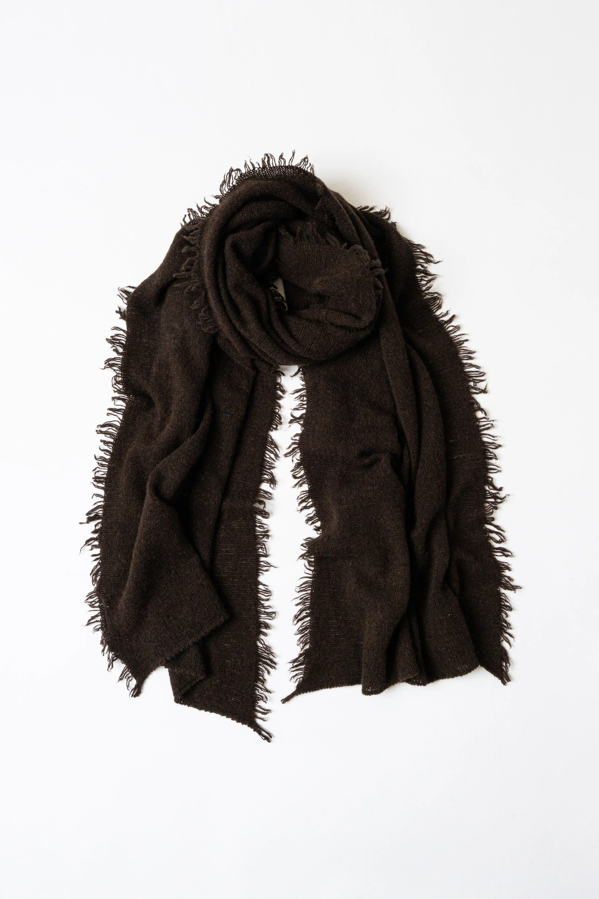 Sciarpa tinta unita in puro cashmere con piccole frange | Cioccolato