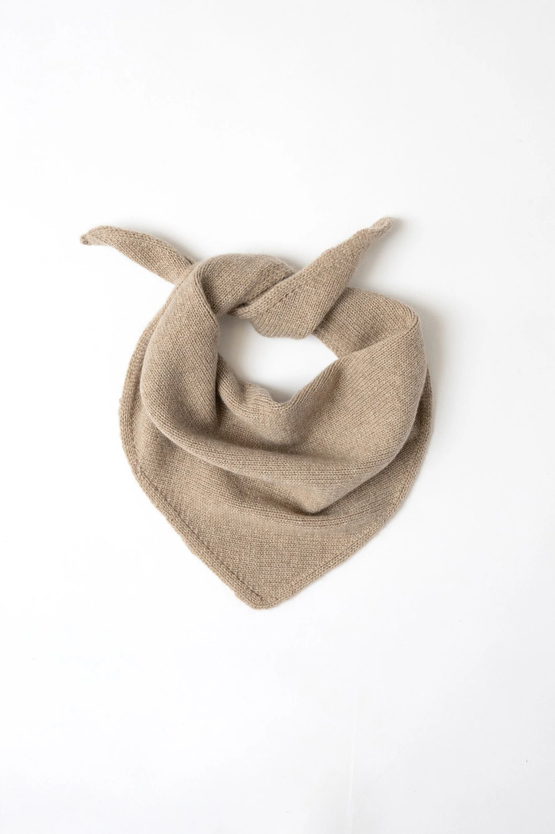 Bandana triangolare di maglia in puro cashmere | Beige
