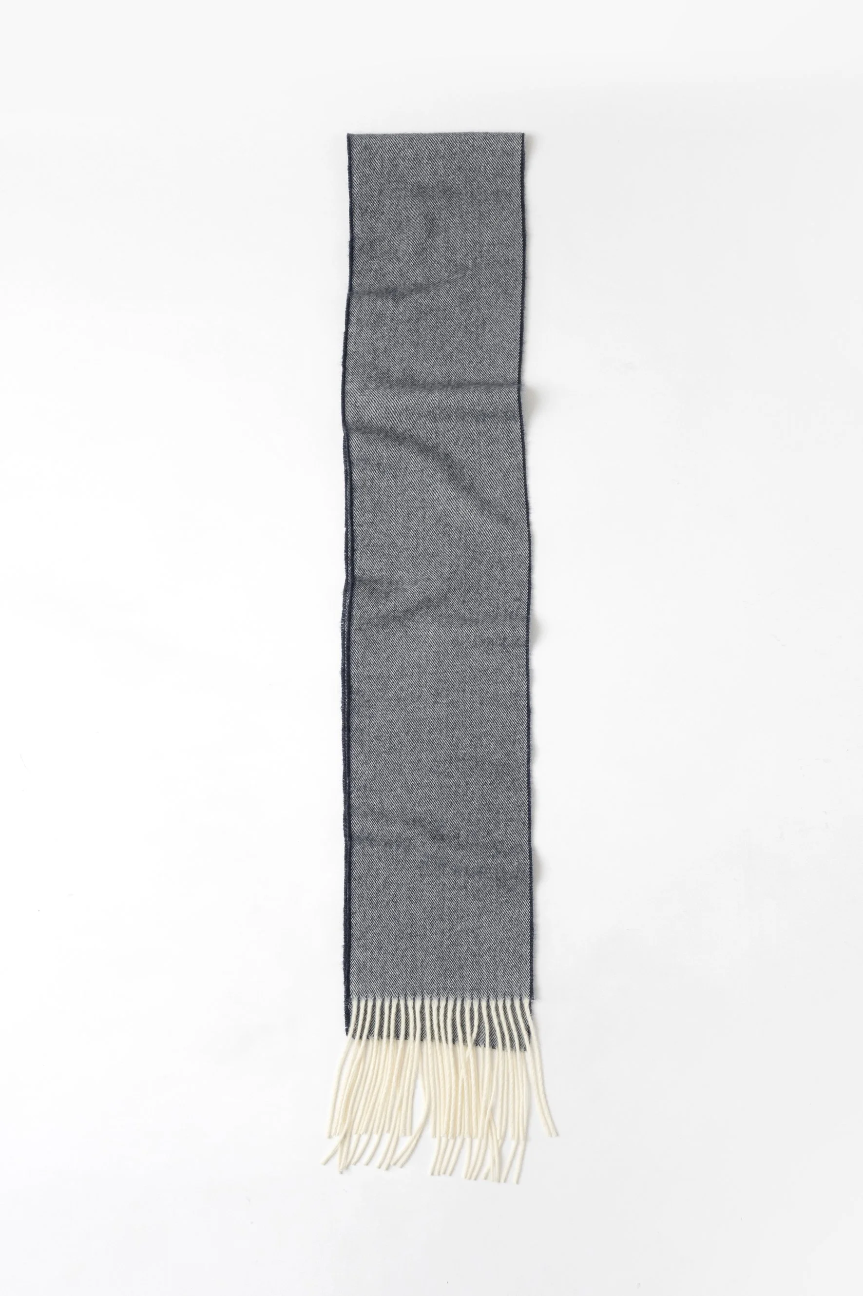 Lunga sciarpa in pura lana con frange | Blu