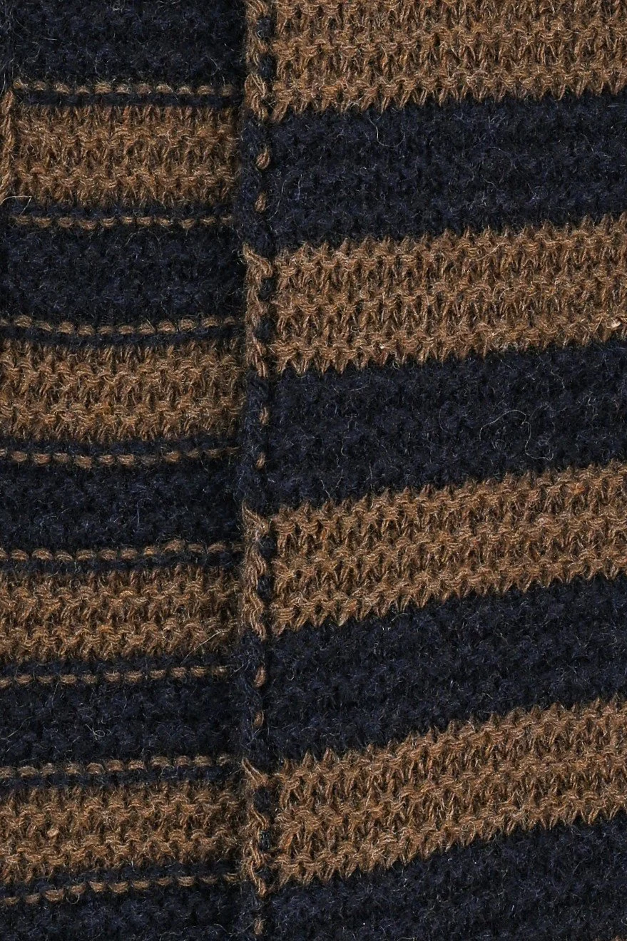 ABSTRACT-FW2526-SKS41.jpg