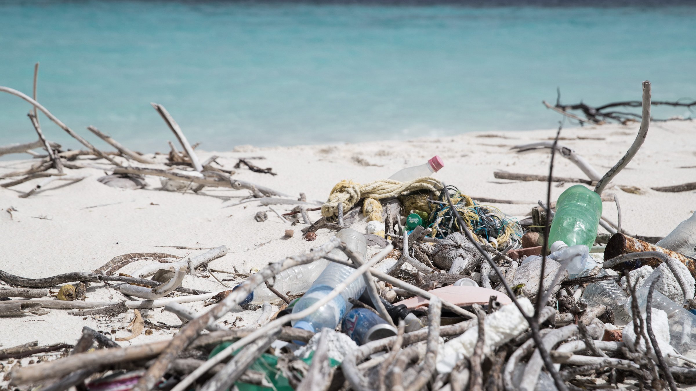 adiParleyMaldives_Trash_Jenna_0003.jpg