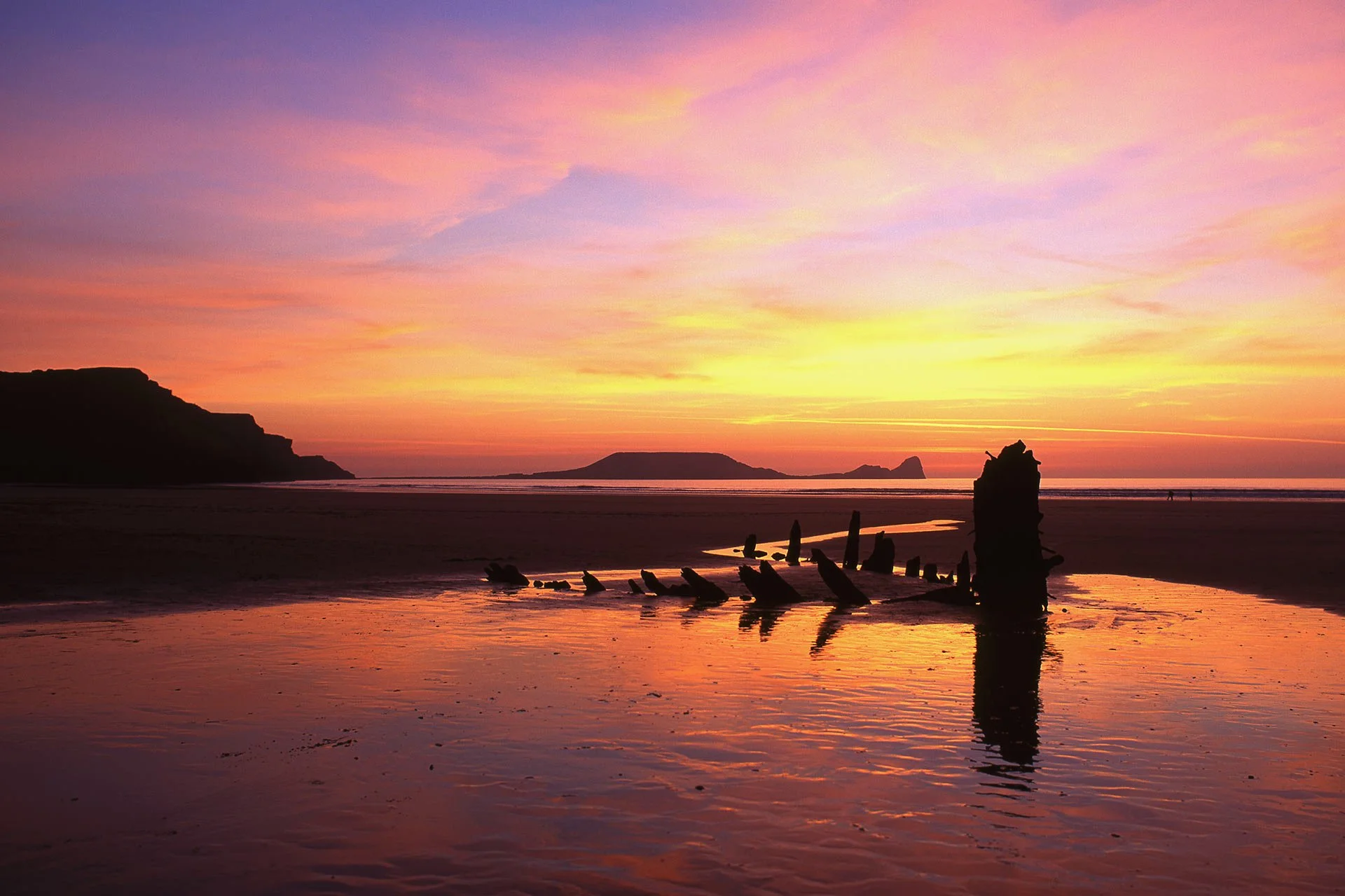 Weekly Sunset Walk Live — Beach Walk at Rhossili Beach, Sunday 1 February 2026