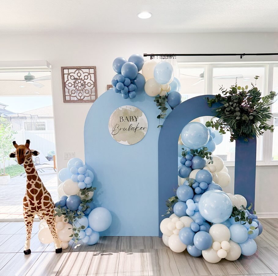 Just loving this color scheme 🌿💙
.
.
.
.
.
.
Baby Shower Decor | Baby Shower Balloons | Baby Shower Backdrop | Balloon Backdrop | Tampa Balloons | Balloon Decor