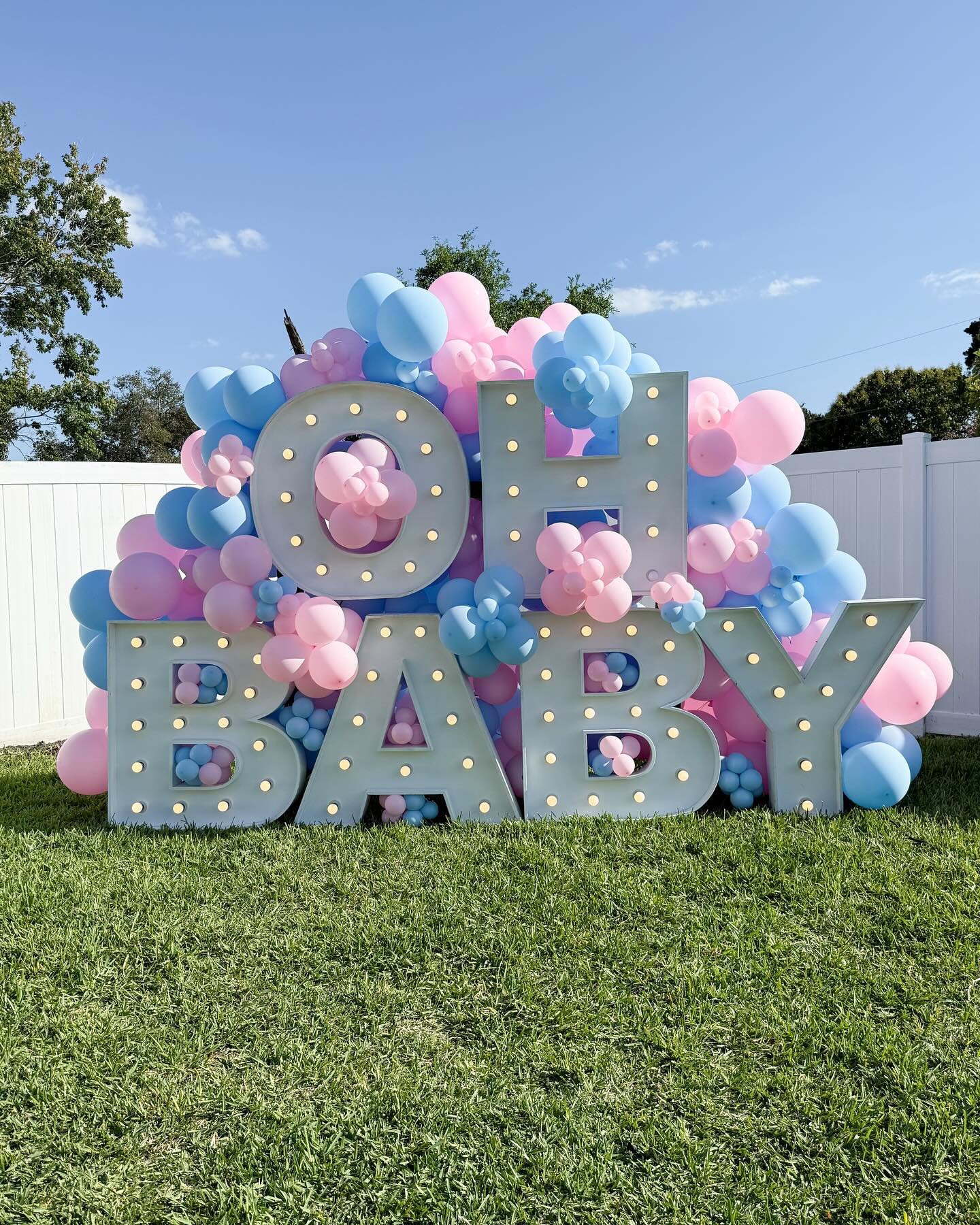 🩷💙🩷💙
.
.
.
Marquee Letters: @elite_marquee_proposals 
.
.
.
.
Gender Reveal Balloons | Tampa Balloons | Gender Reveal Decor | Balloon Backdrop