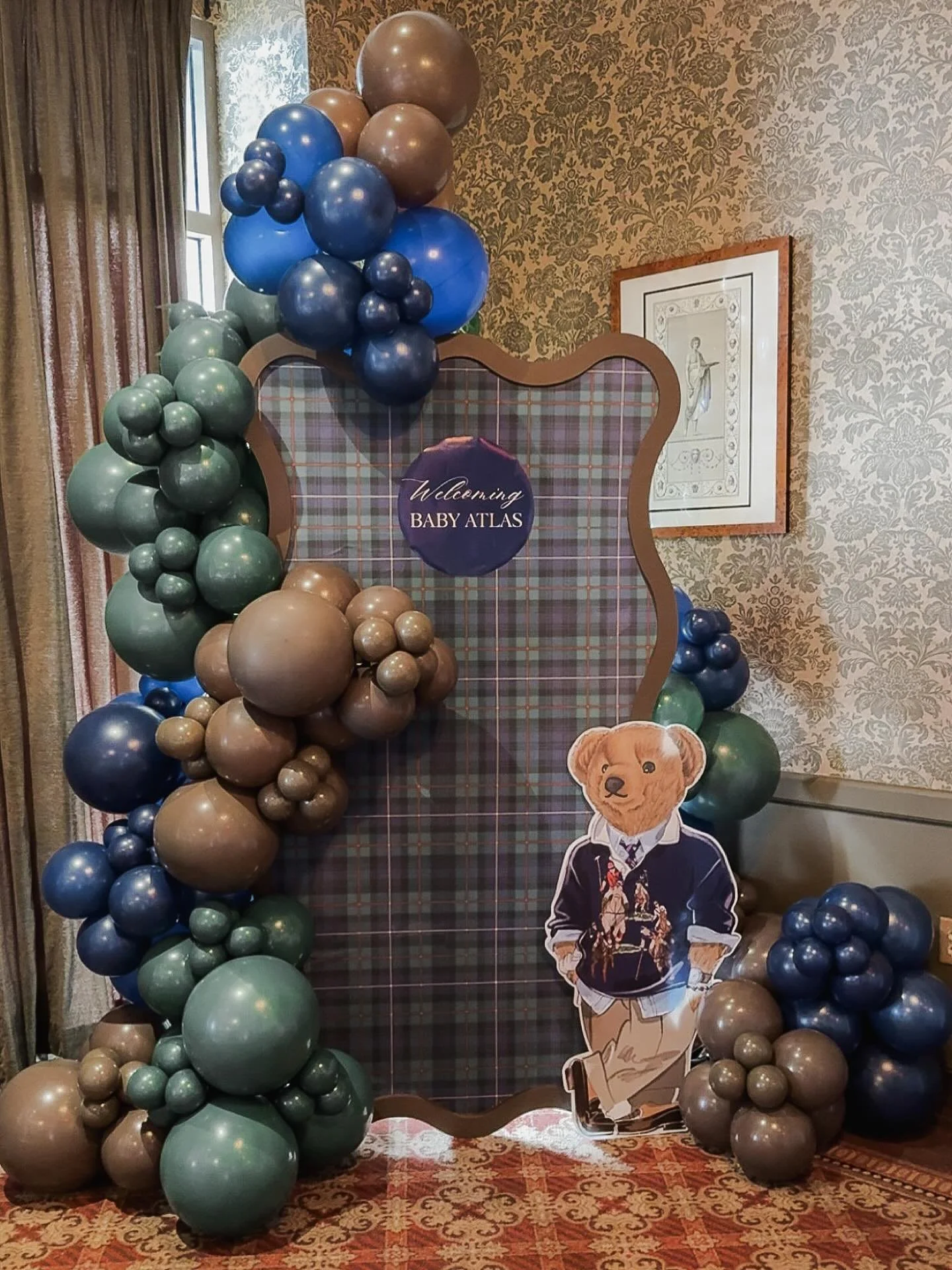 I have been dying to do this theme! And with this room?! Couldn&rsquo;t have been more perfect! (But man did that backdrop test my nerves 🤪) #ralphlaurenbaby #ralphlaurenbabyshower #babyshowerdecor #babyshowertheme #tampaballoon #babyshowerballoons