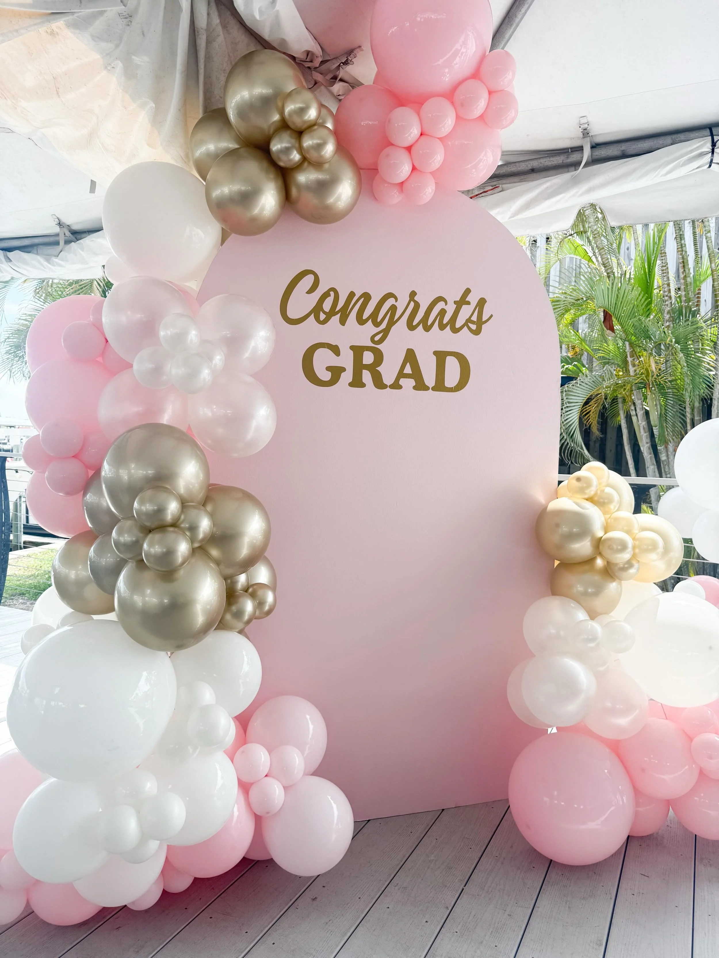 Pretty in Pink Grad setup! 🎓💕

#gradballoons #tampaballoons #balloonbackdrop #tampaflorida #partydecor