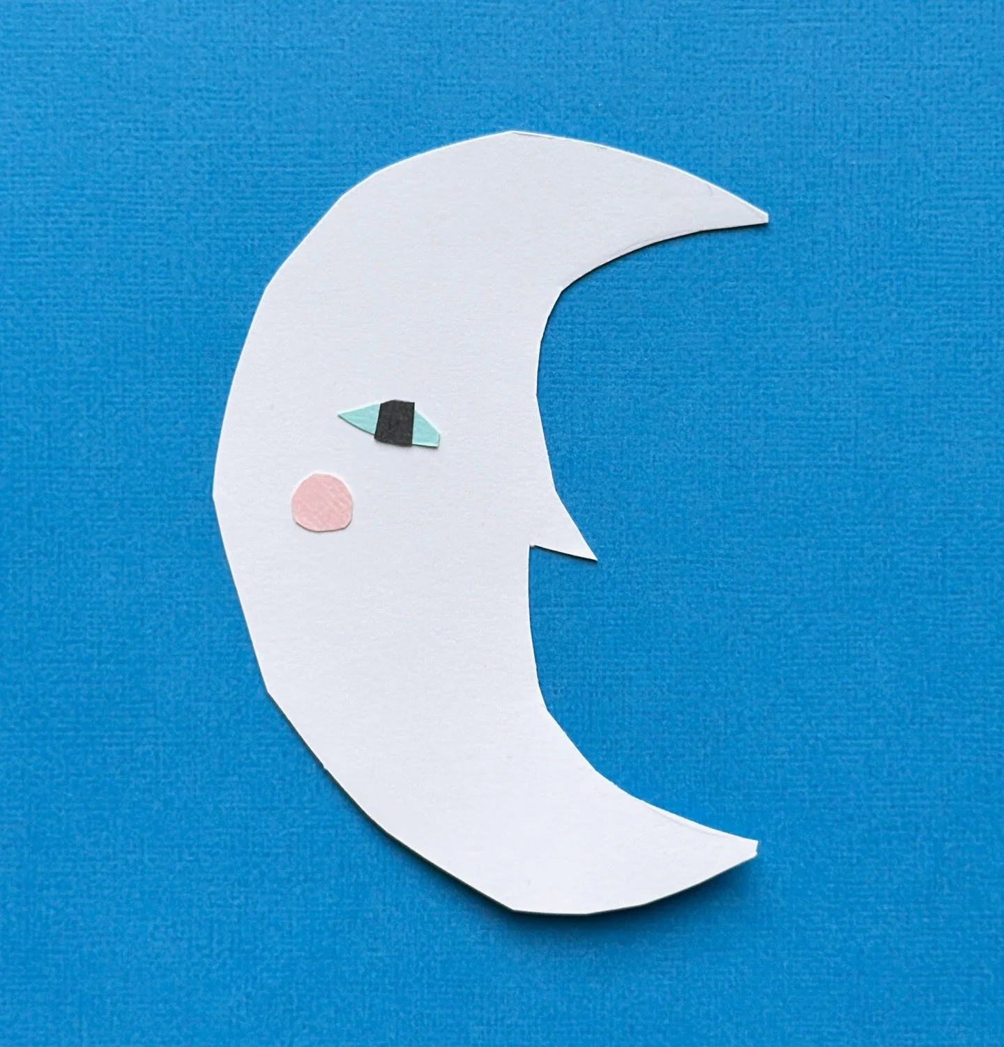 January. A small paper moon 🌙