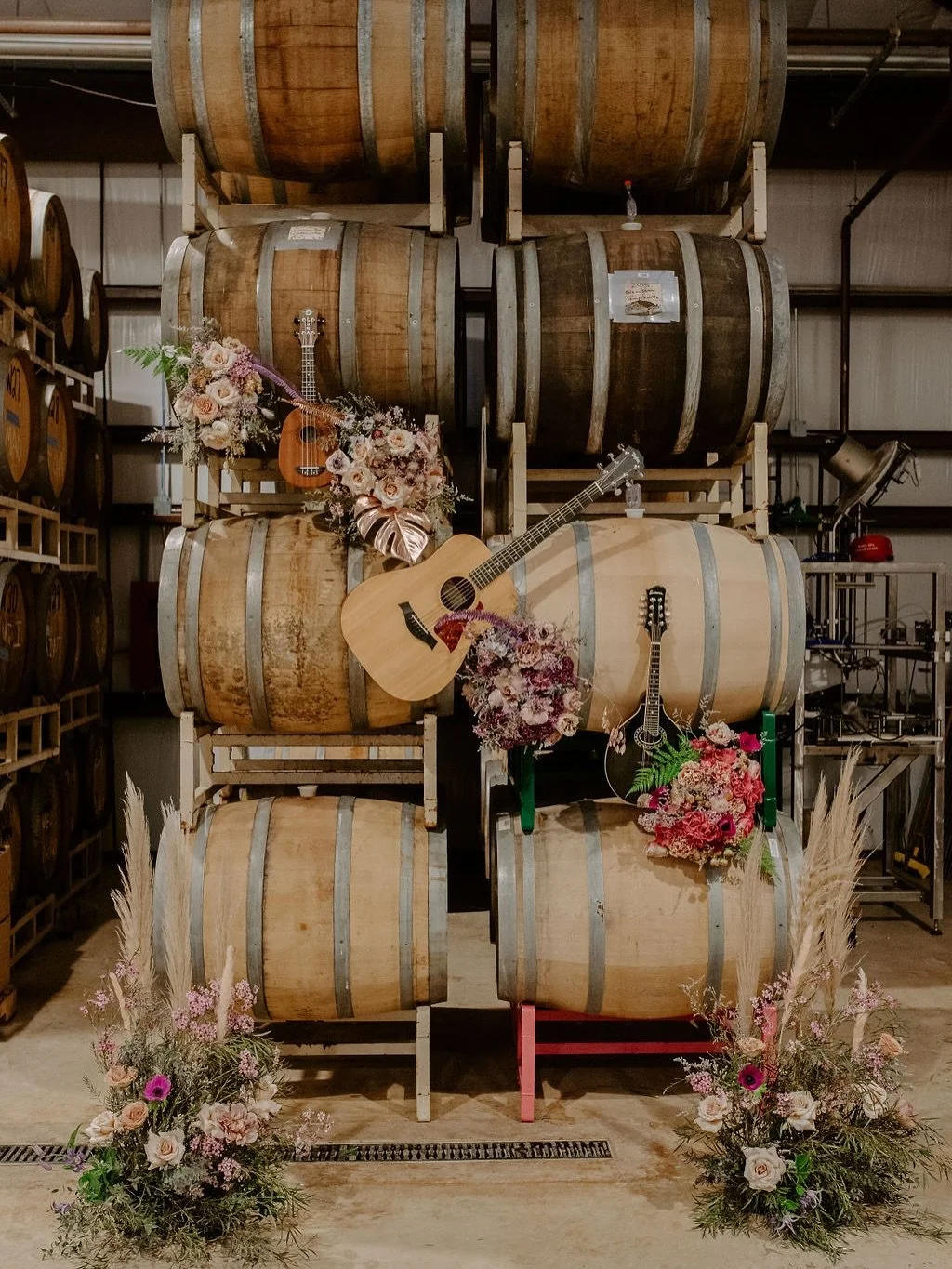 💐Hey, friends!  We&rsquo;re looking for some recs for great florists who work in the Driftwood area.  We&rsquo;re building up our preferred vendor list to help both corporate and social hosts with events here at the ranch.  From super simple to more