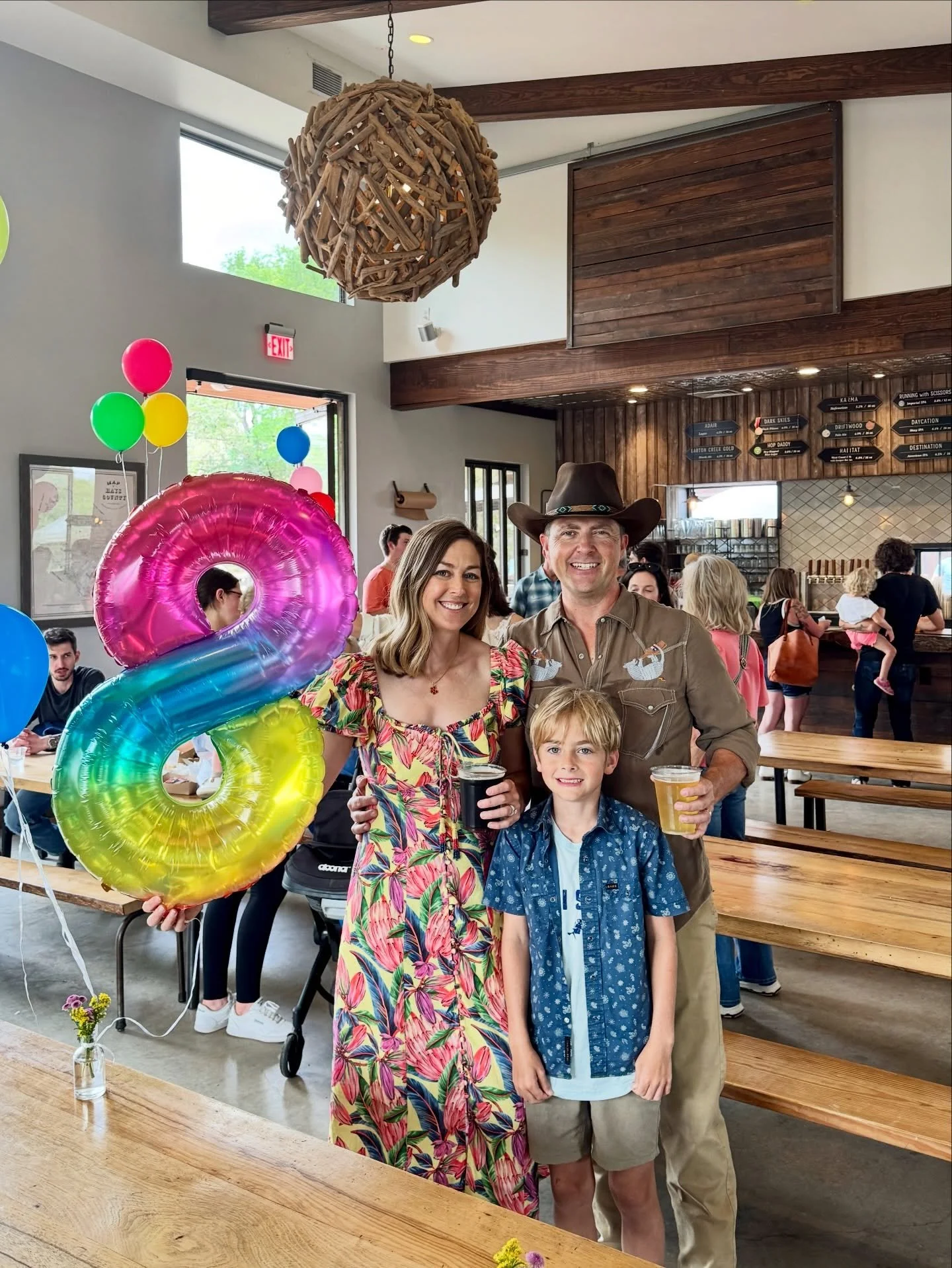 Thanks everyone who came out to our 8️⃣th anniversary party last weekend!  Even with the threat of rain, y&rsquo;all showed UP!!

🏃🏾🏃🏽&zwj;♀️🏃&zwj;♂️Big thanks to our awesome team!  Kent and I appreciate each and every one of you. 

🍷 Thanks to