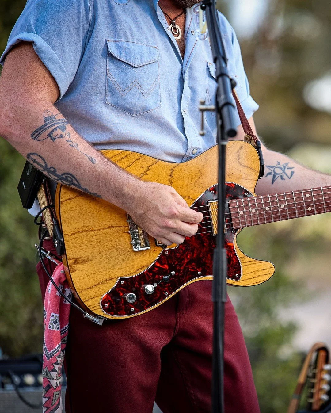Hey friends!  Our April music lineup is strong, and we invite you to come out to Driftwood to enjoy some live music, a cold bev &amp; a great meal. 

FRIDAYS 6-8pm 
April 17: @jackfisterswildlife (Country/Blues/Singer-Songwriter from Elgin, TX)
April