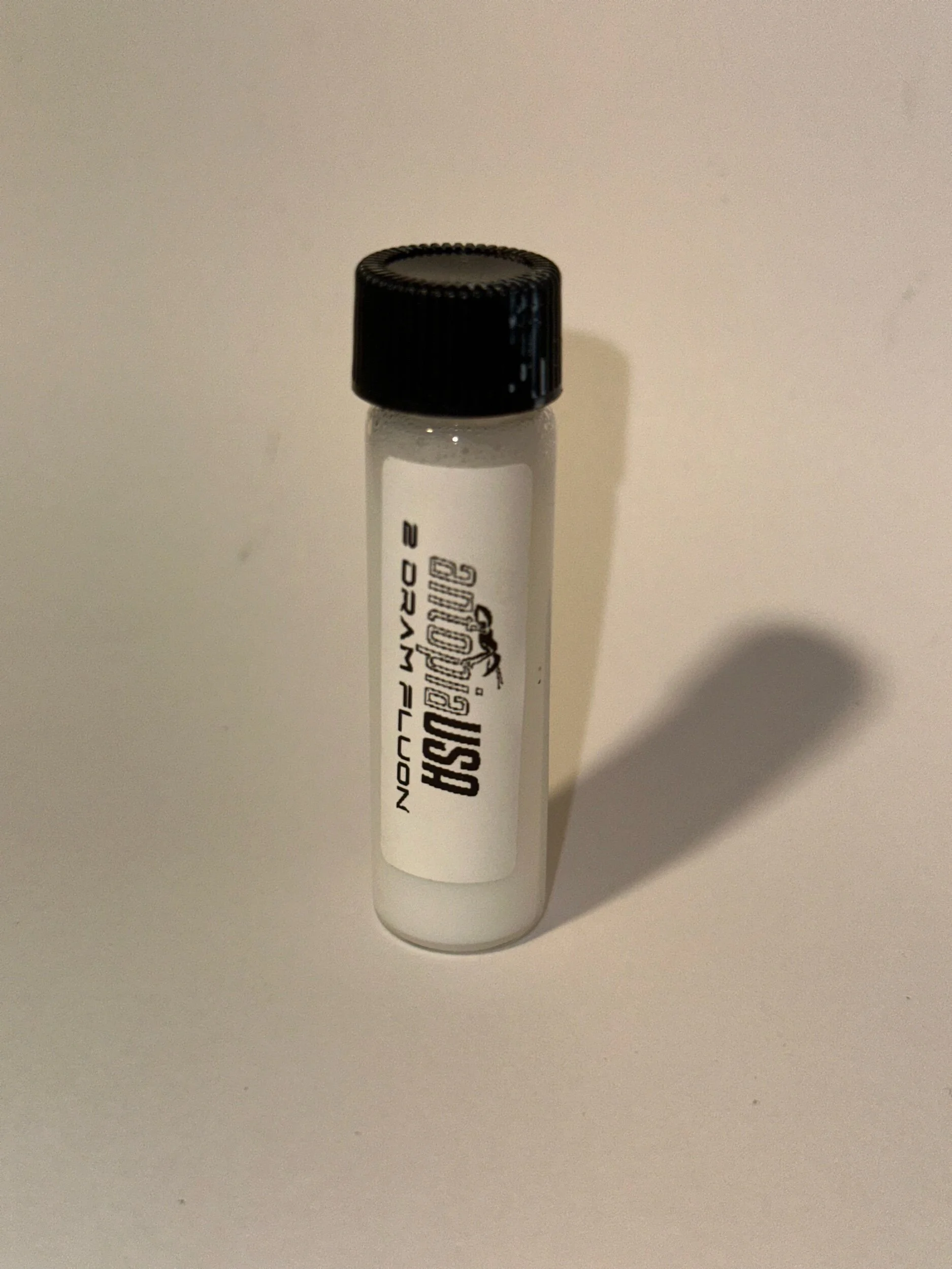 AntopiaUSA Non diluted fluon, showing what is included