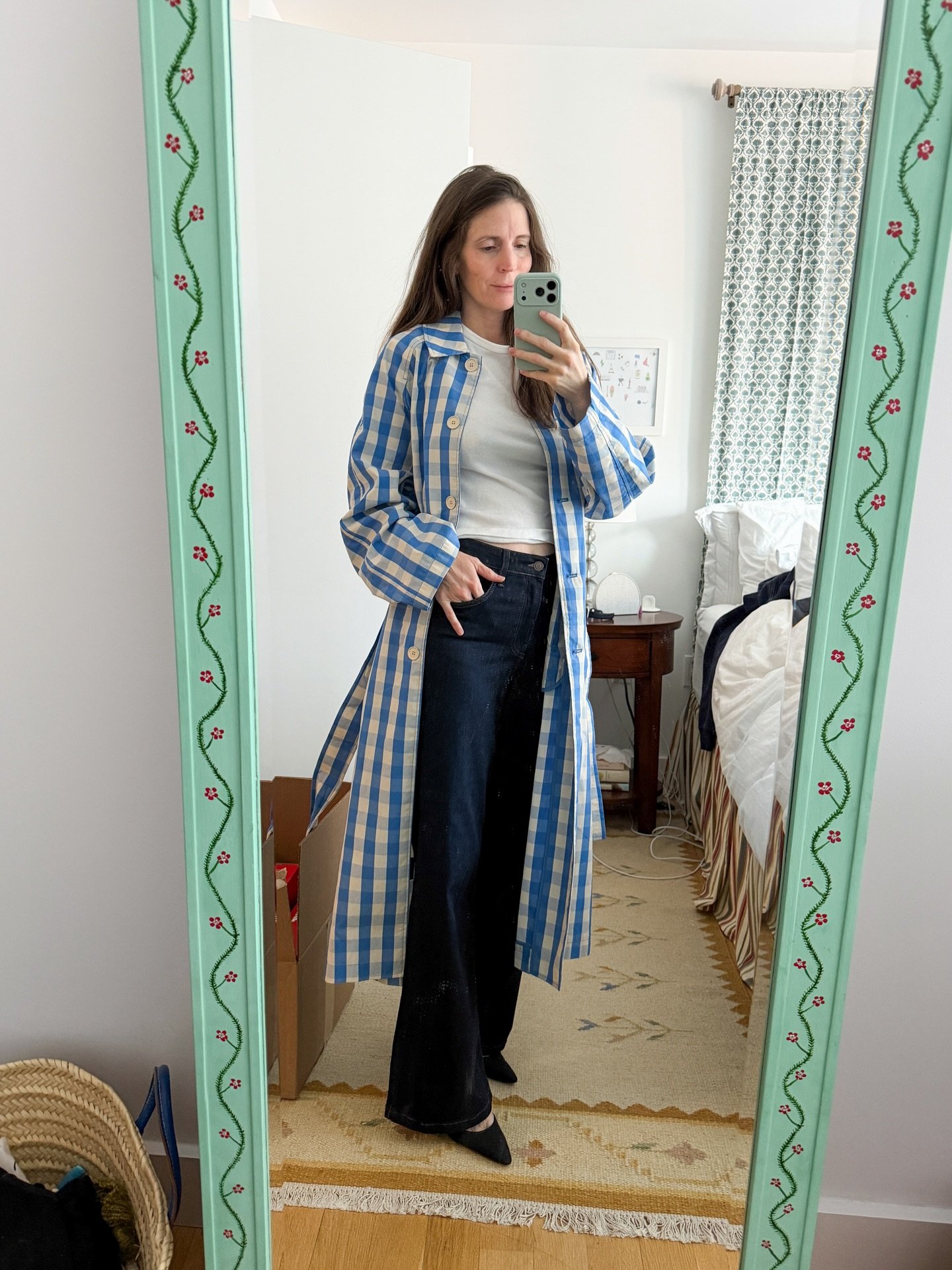 Spring awakening at home 🌸

Spring floral arrangements, spring outfit idea, flowers at home, collected home