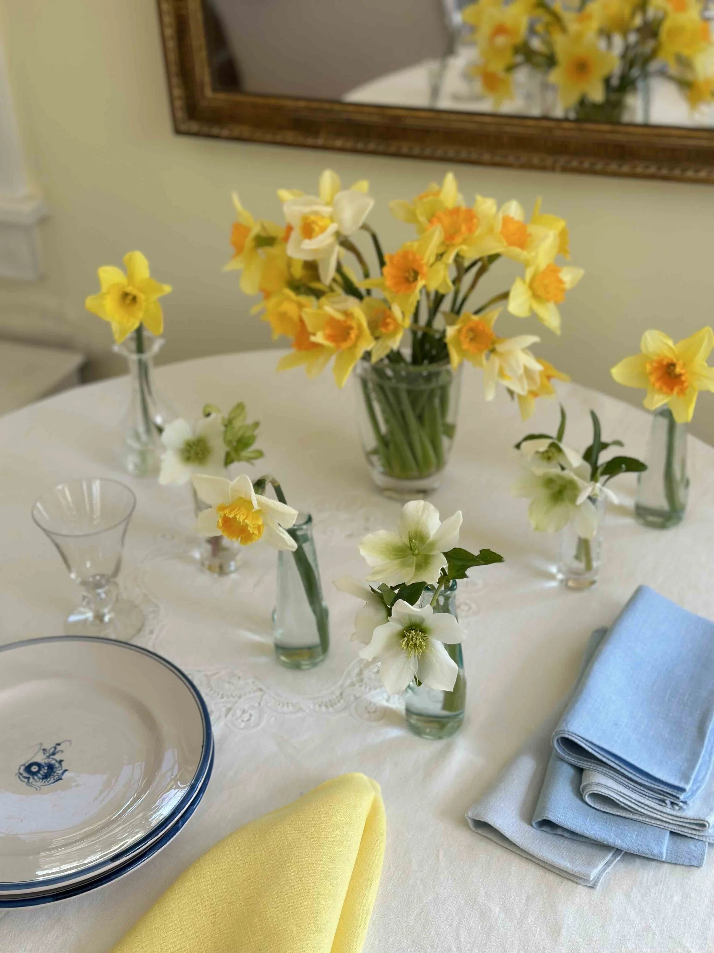 tablescape-ideas_flower close up_Sense of spencer.jpeg