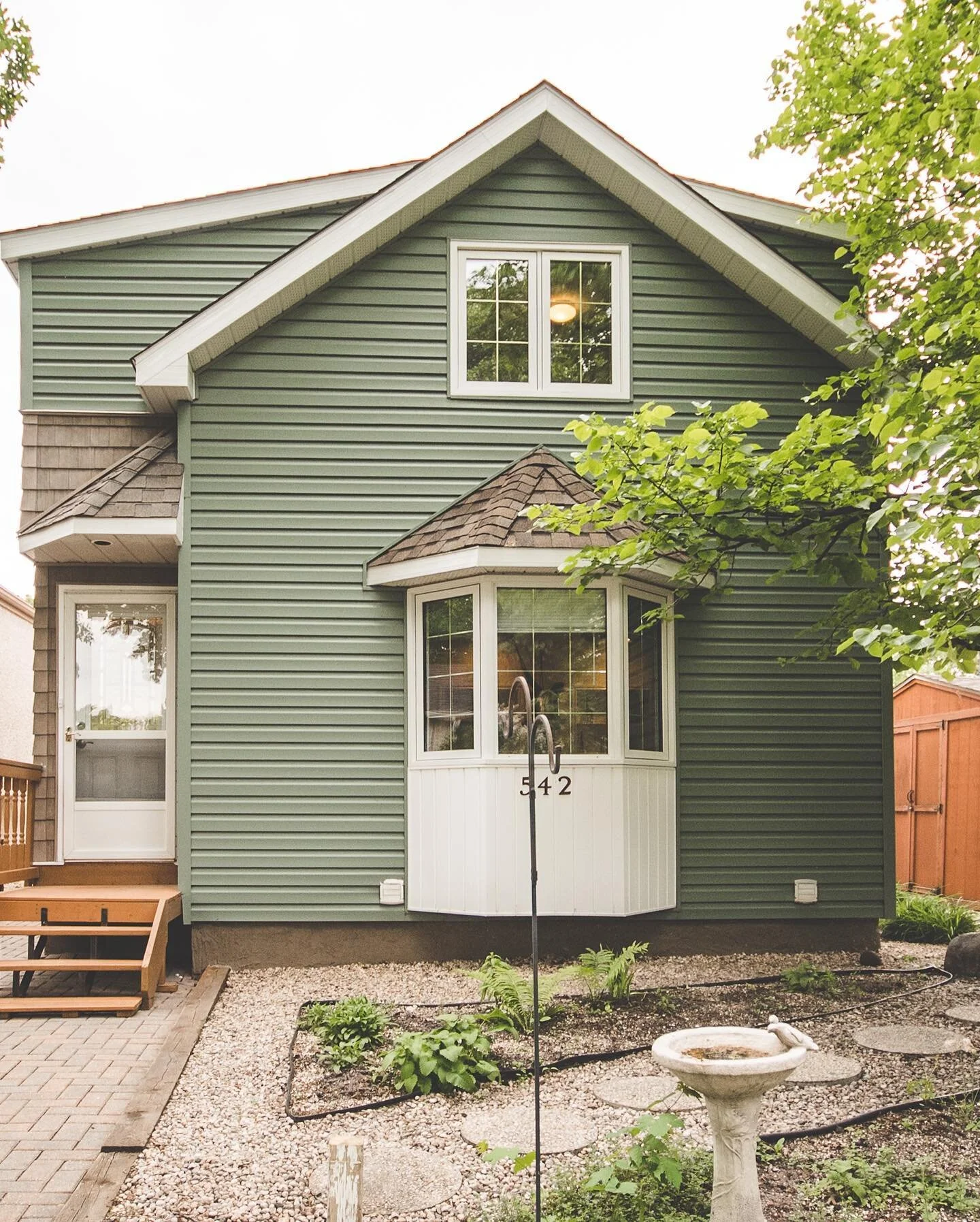 542 Tremblay

Showings start June 22nd &bull; Open House Saturday &amp; Sunday 2-4pm 

&bull; 2 bed
&bull; 2 full bath
&bull; gorgeous sunroom and an outdoor space that just has to be seen 

Call to book your private showing! And as always feel free 