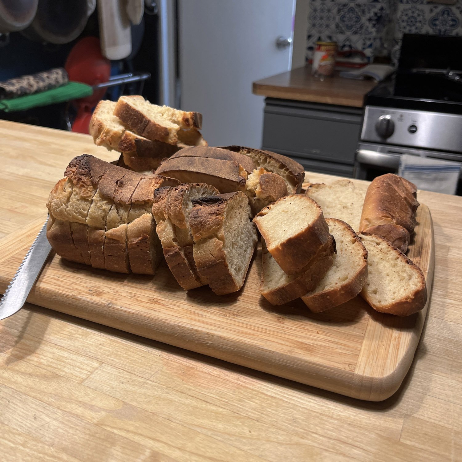 JASMINPLOUFFE_making-sourdough-bread-pivot.jpg