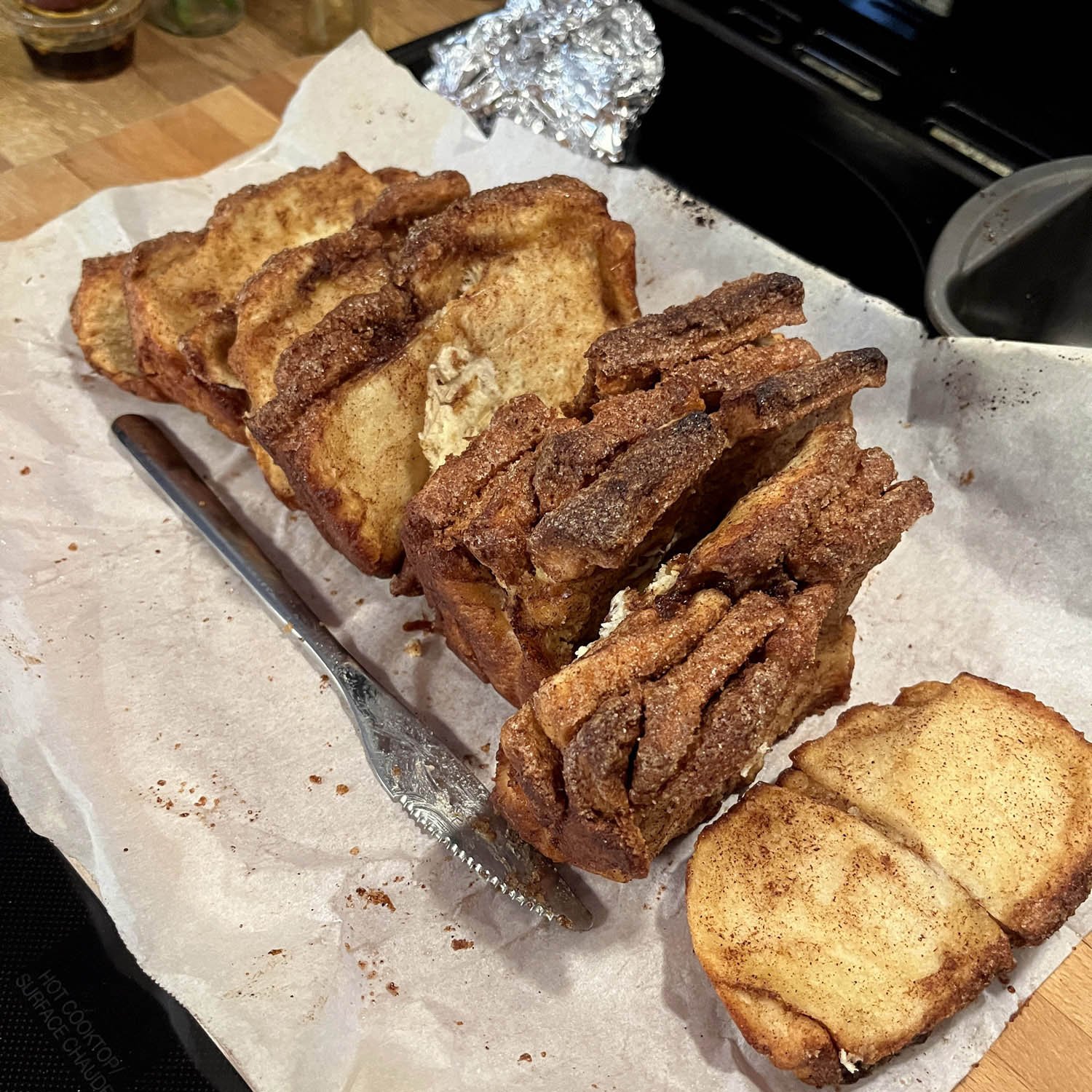 JASMINPLOUFFE_making-sourdough-bread-cinnamon-pull-apart.jpg