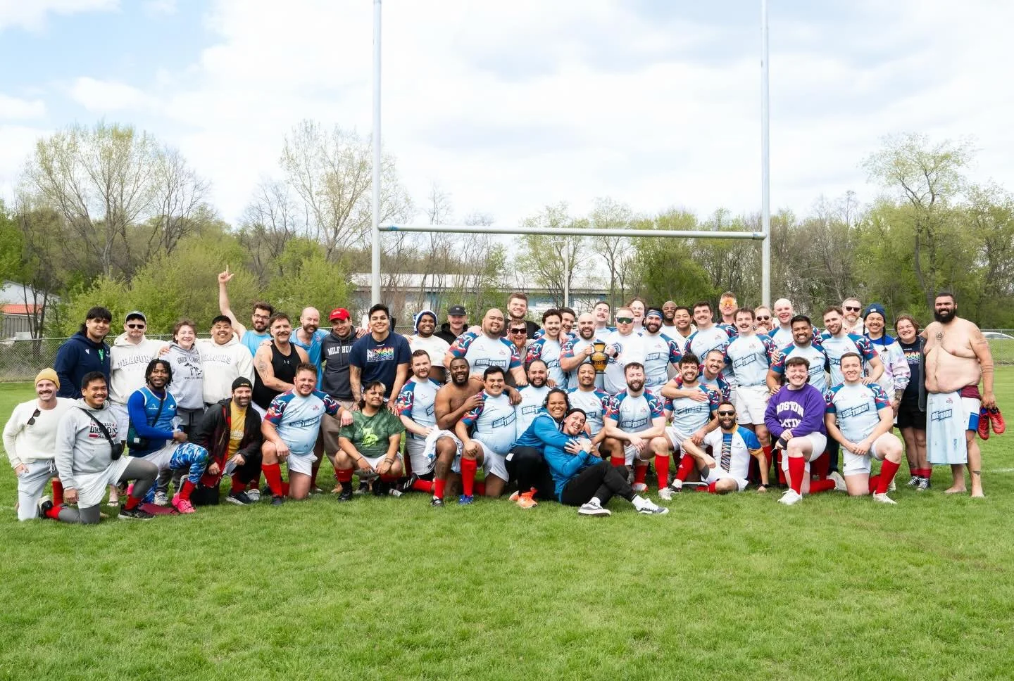 The 2026 Madtown Scrumdown Tournament Champions: Chicago Dragons! 🏺 🐉 

📸: @weberhansphoto