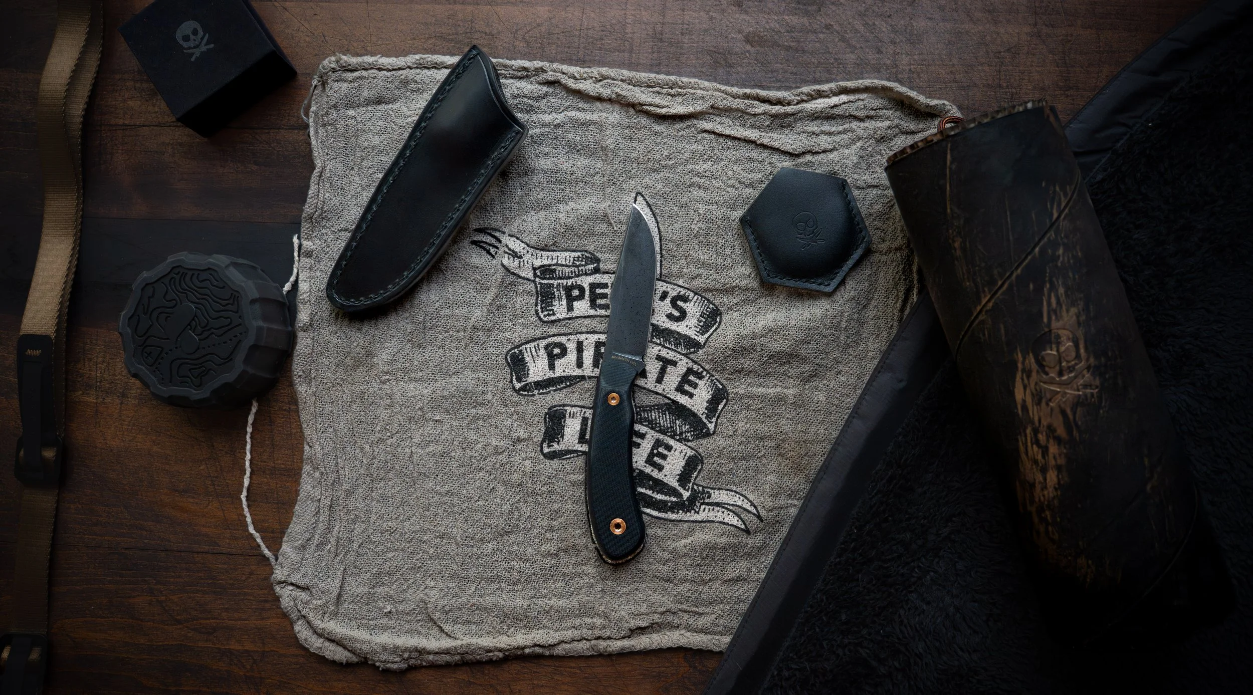 25_12_Peter McKinnon Fixed Blade-1.jpg