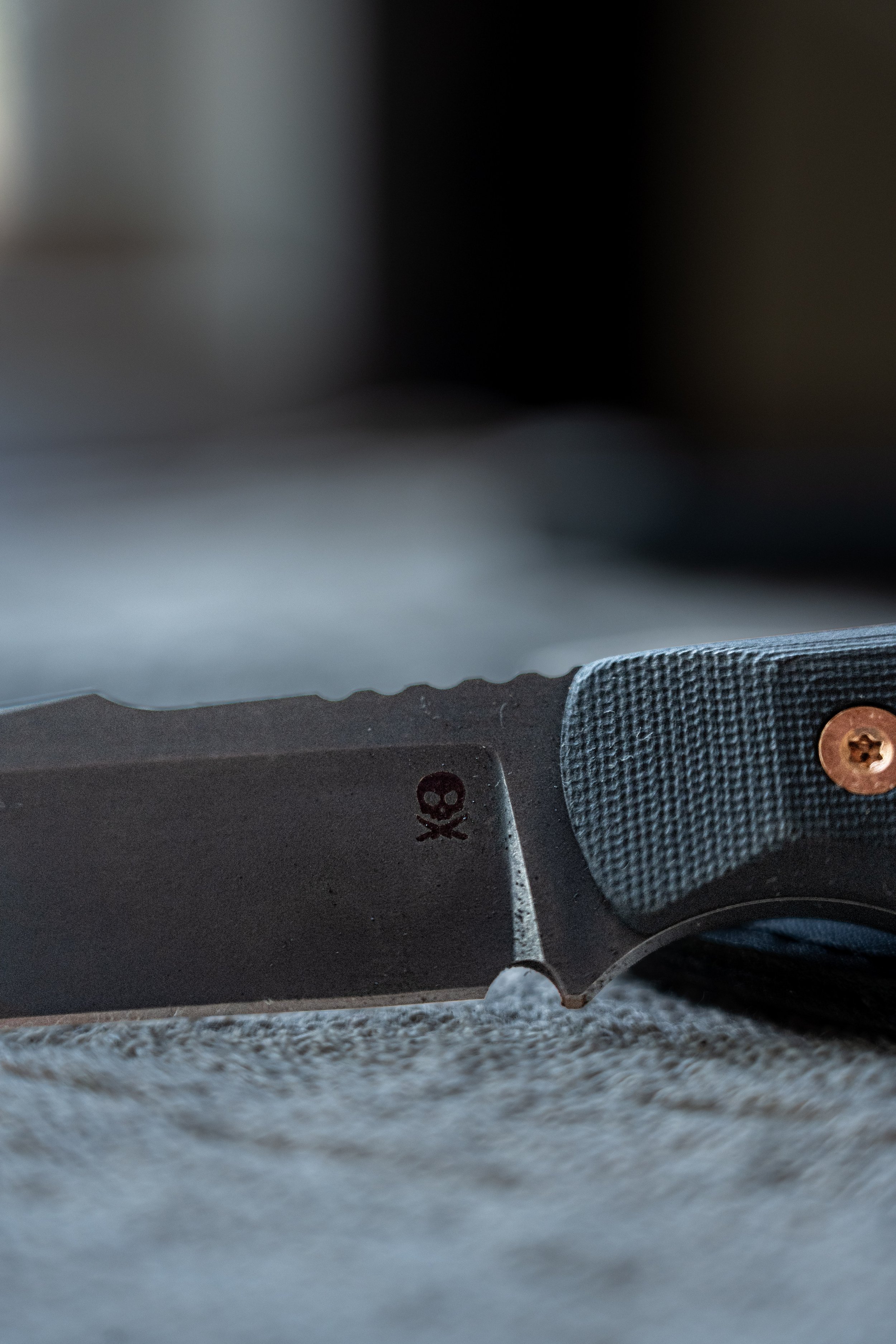 25_12_Peter McKinnon Fixed Blade-5.jpg
