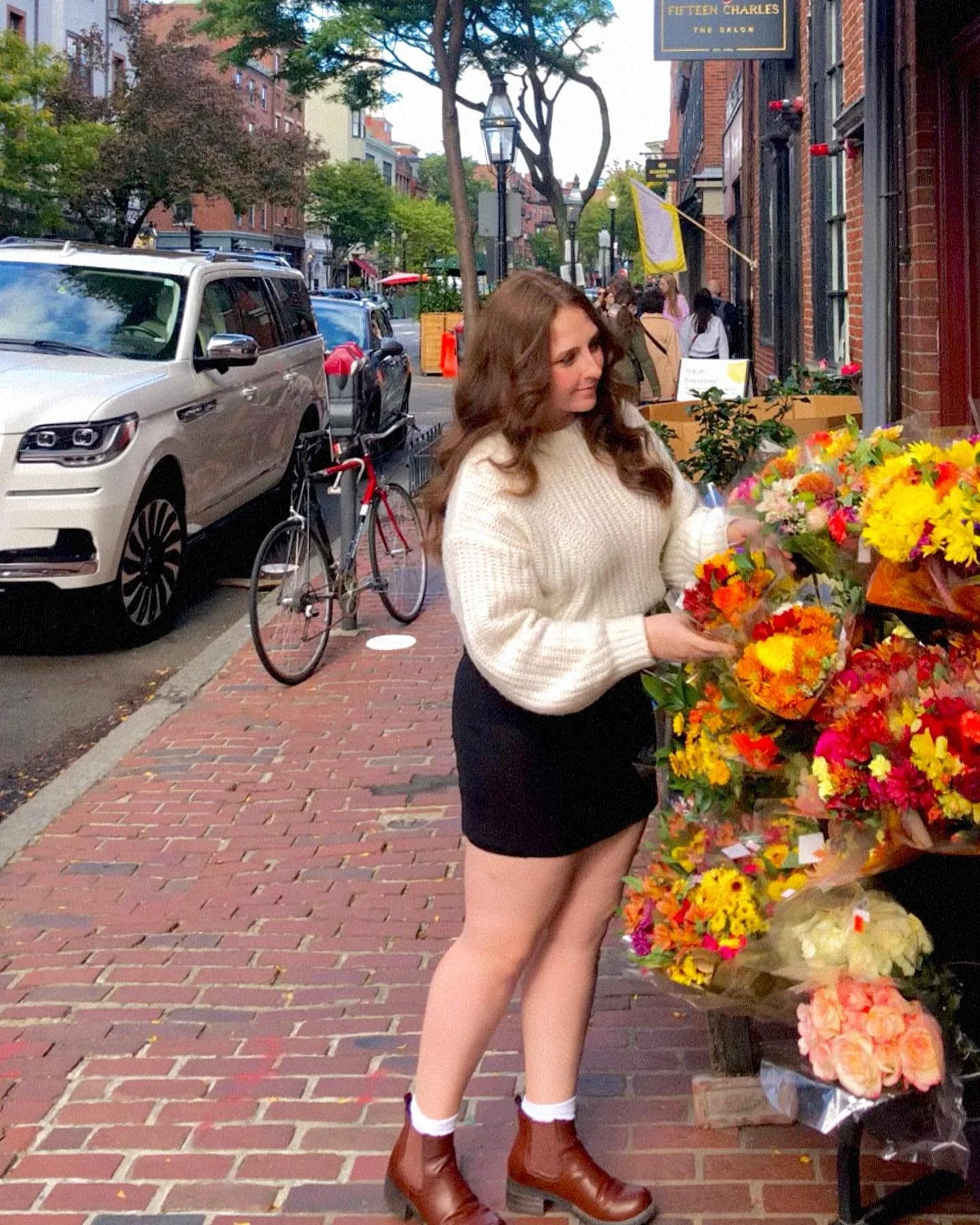 flowers for fall? ground breaking💐✨
