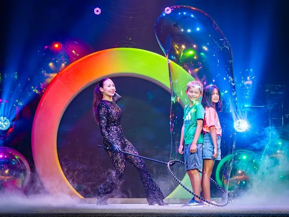 Gazillion Bubble Show-2026 prod photo.jpeg