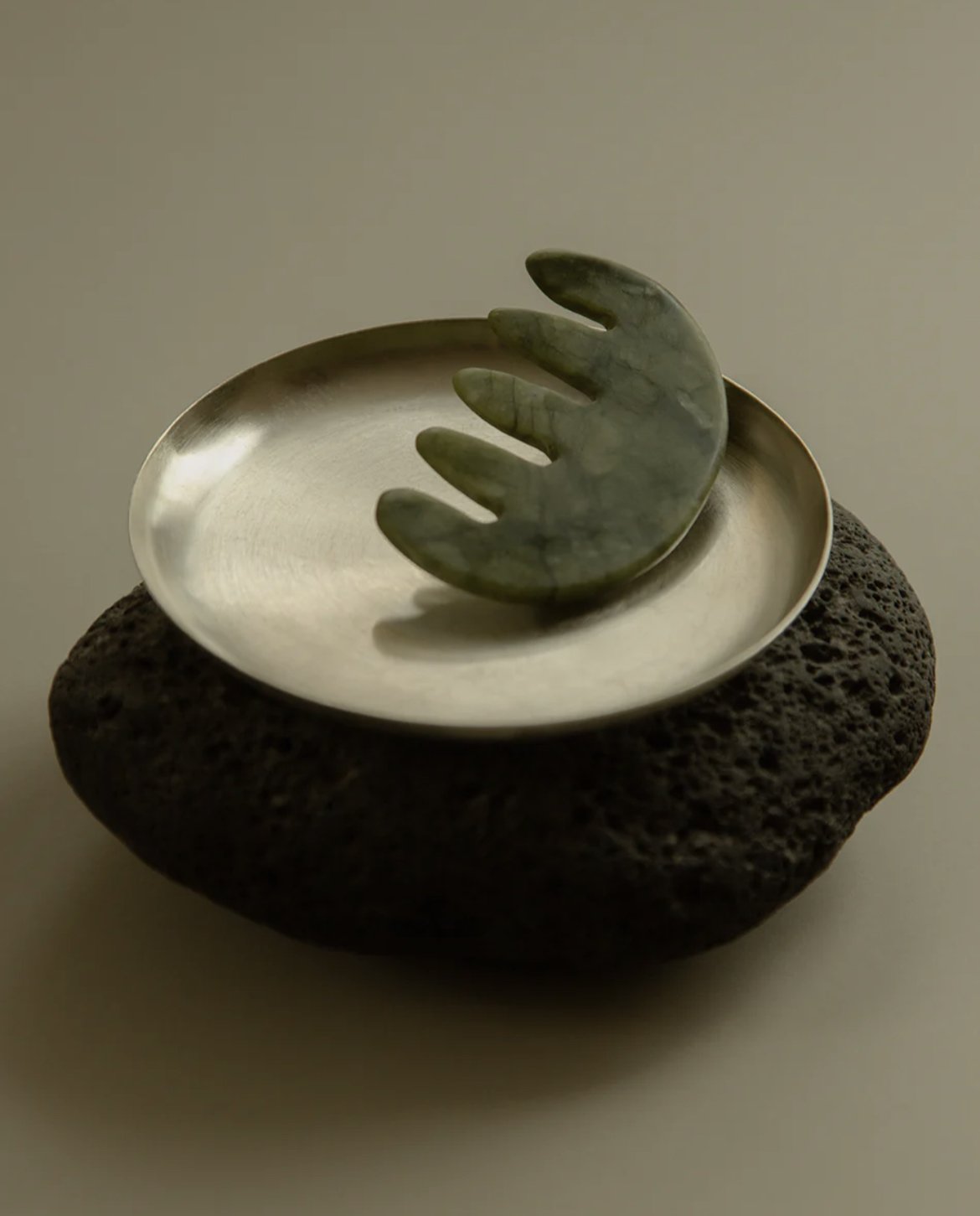 Hinu - Jade Scalp Stimulator