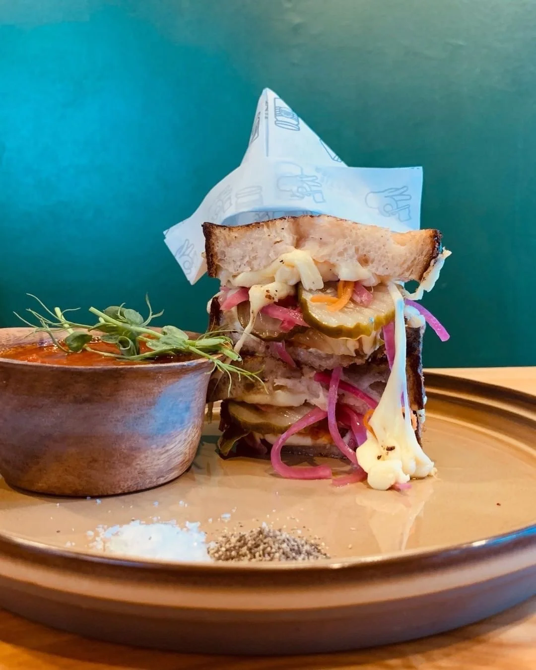 Morning Magpie (Dunedin) - Tickle My Pickle