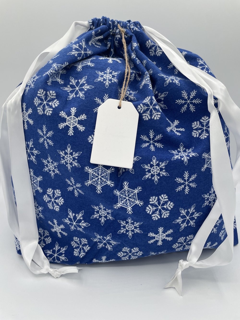 Reusable Drawstring Gift Bag: Winter Holiday Snowflakes, Red