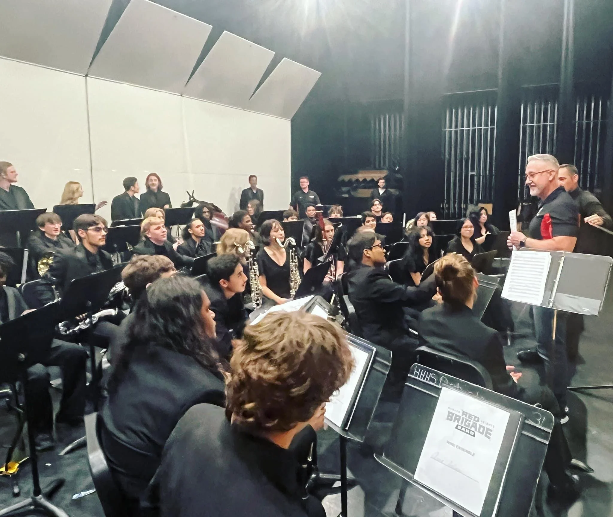 Premiere: "Echoes" for David Norris