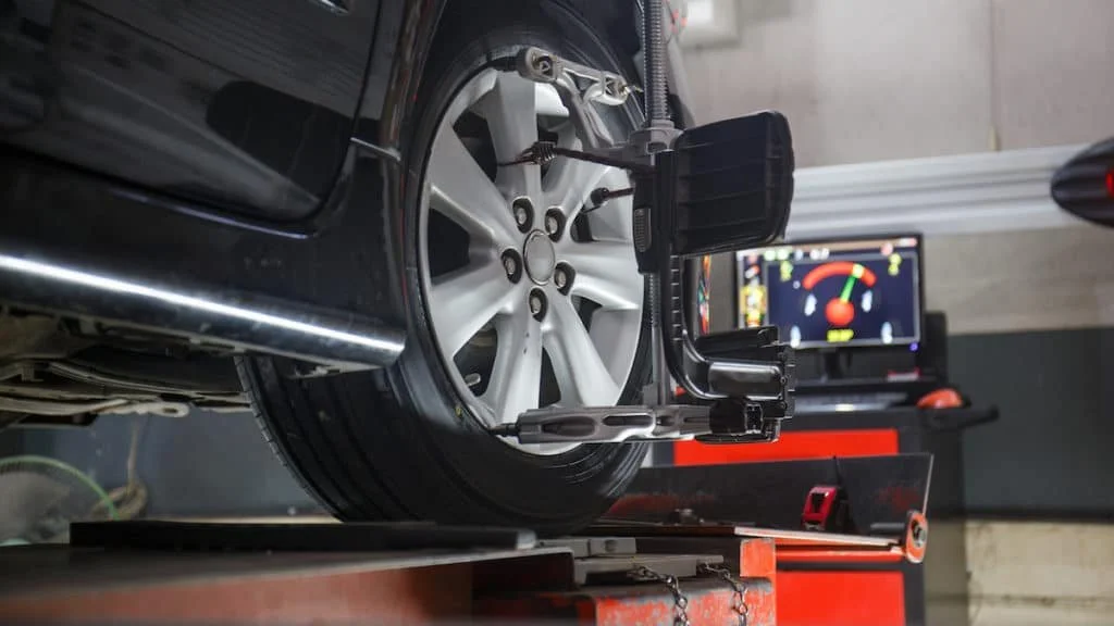 4 Signs You’re Due For A Wheel Alignment