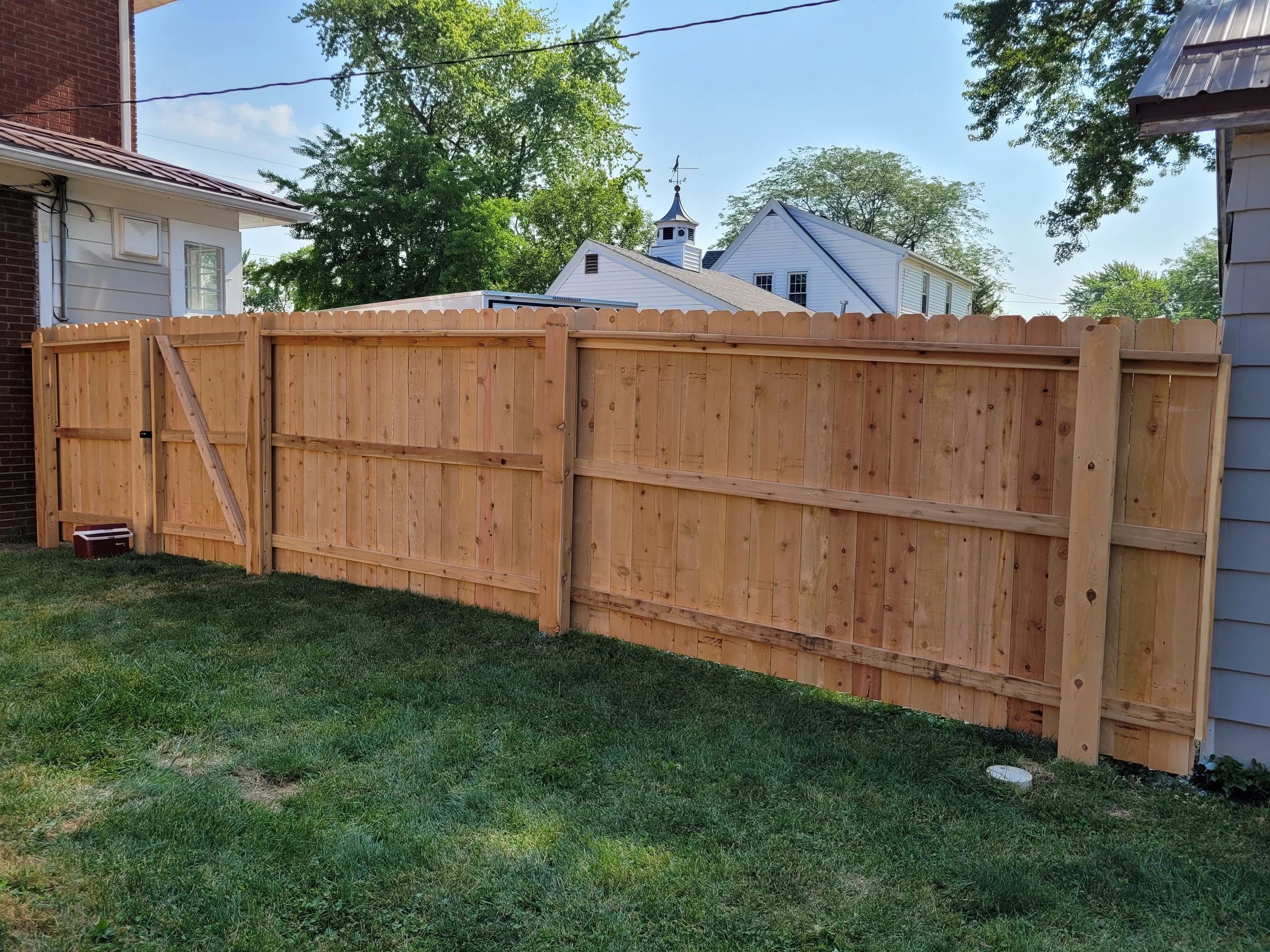 Side by Side Cedar Fence Company in Fort Wayne 16.jpg