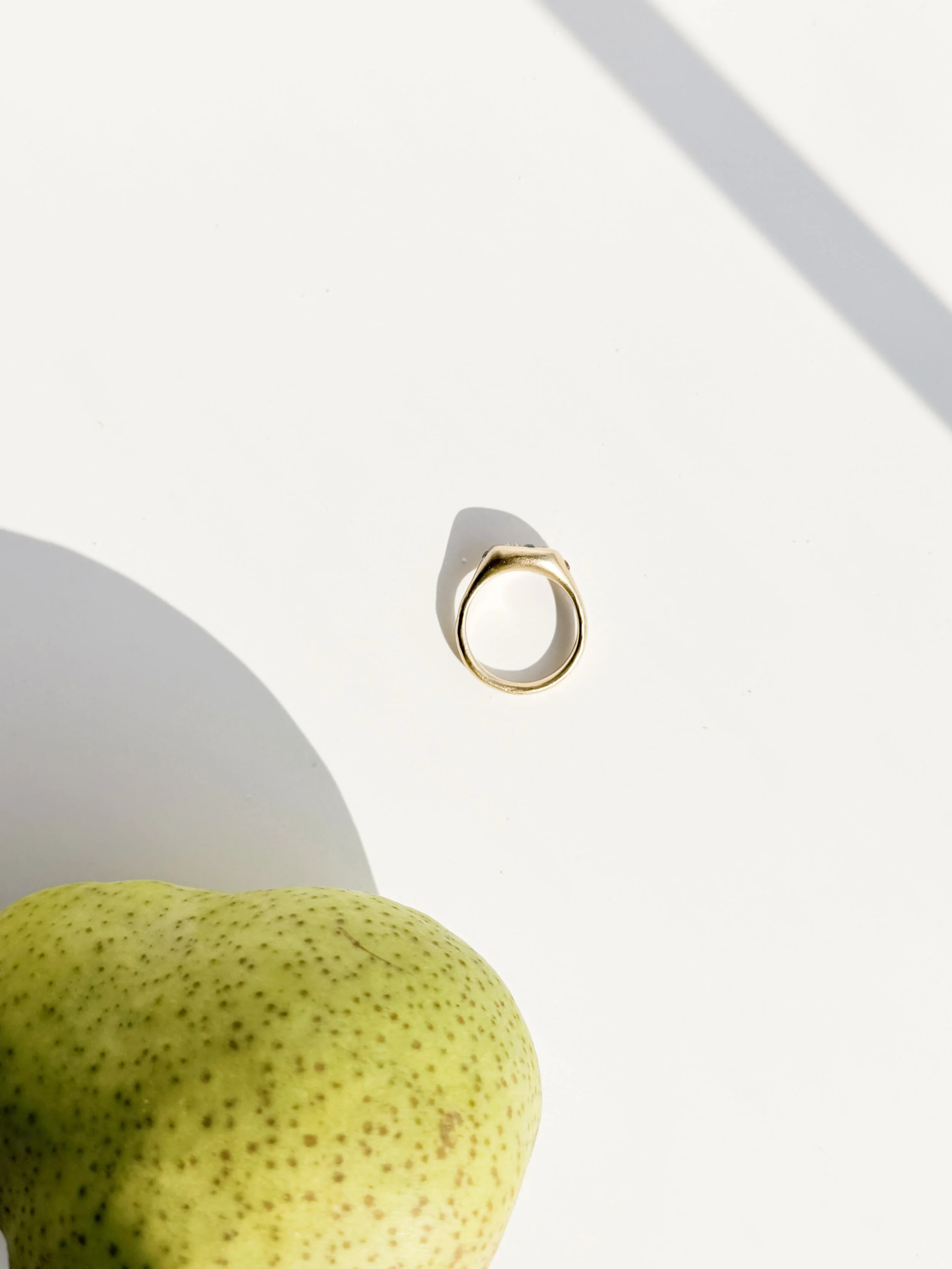 OS_Pillow Ring_Precious Stones 03.JPG