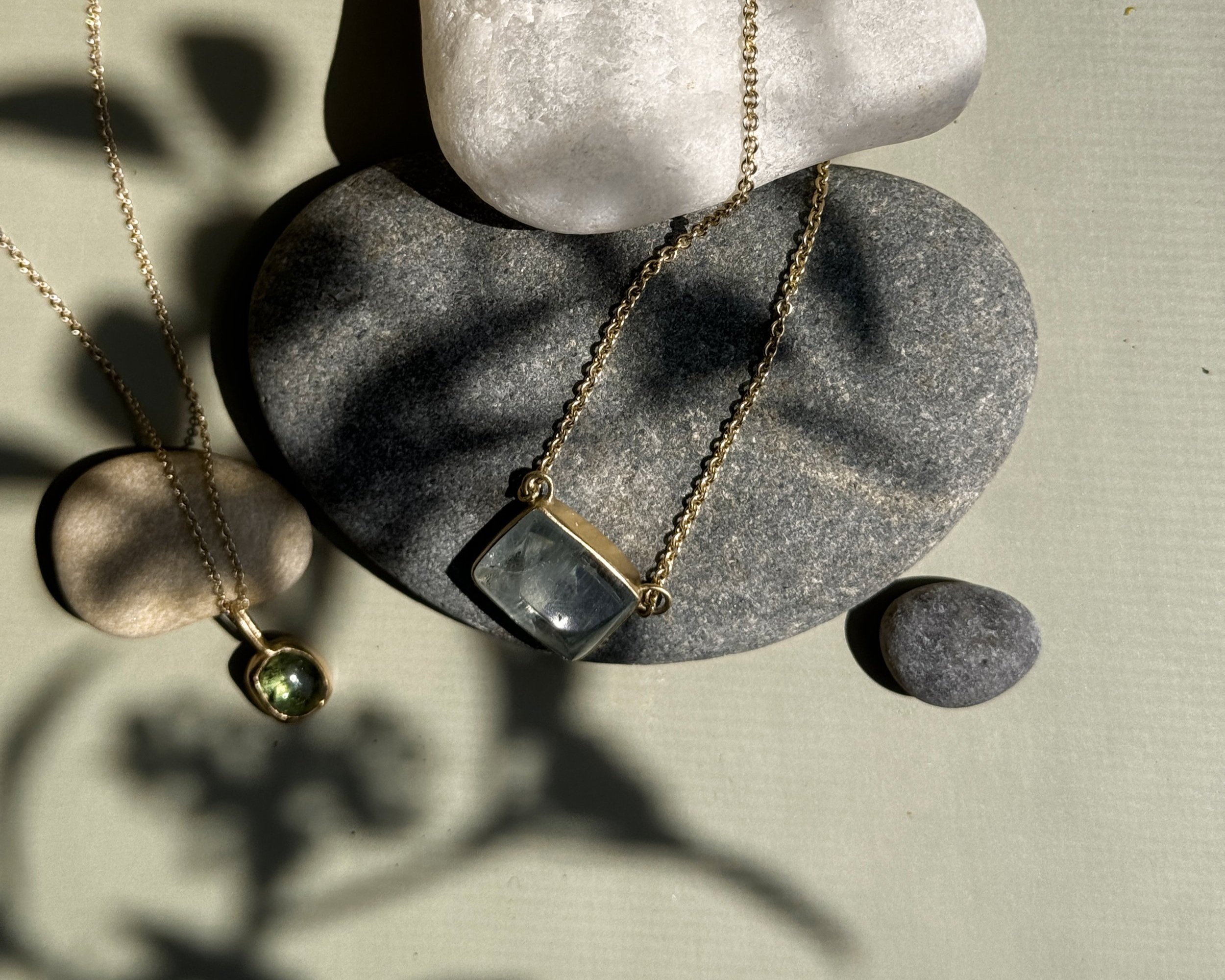 OS_Gallery+Necklace+G+ALT+01.jpg
