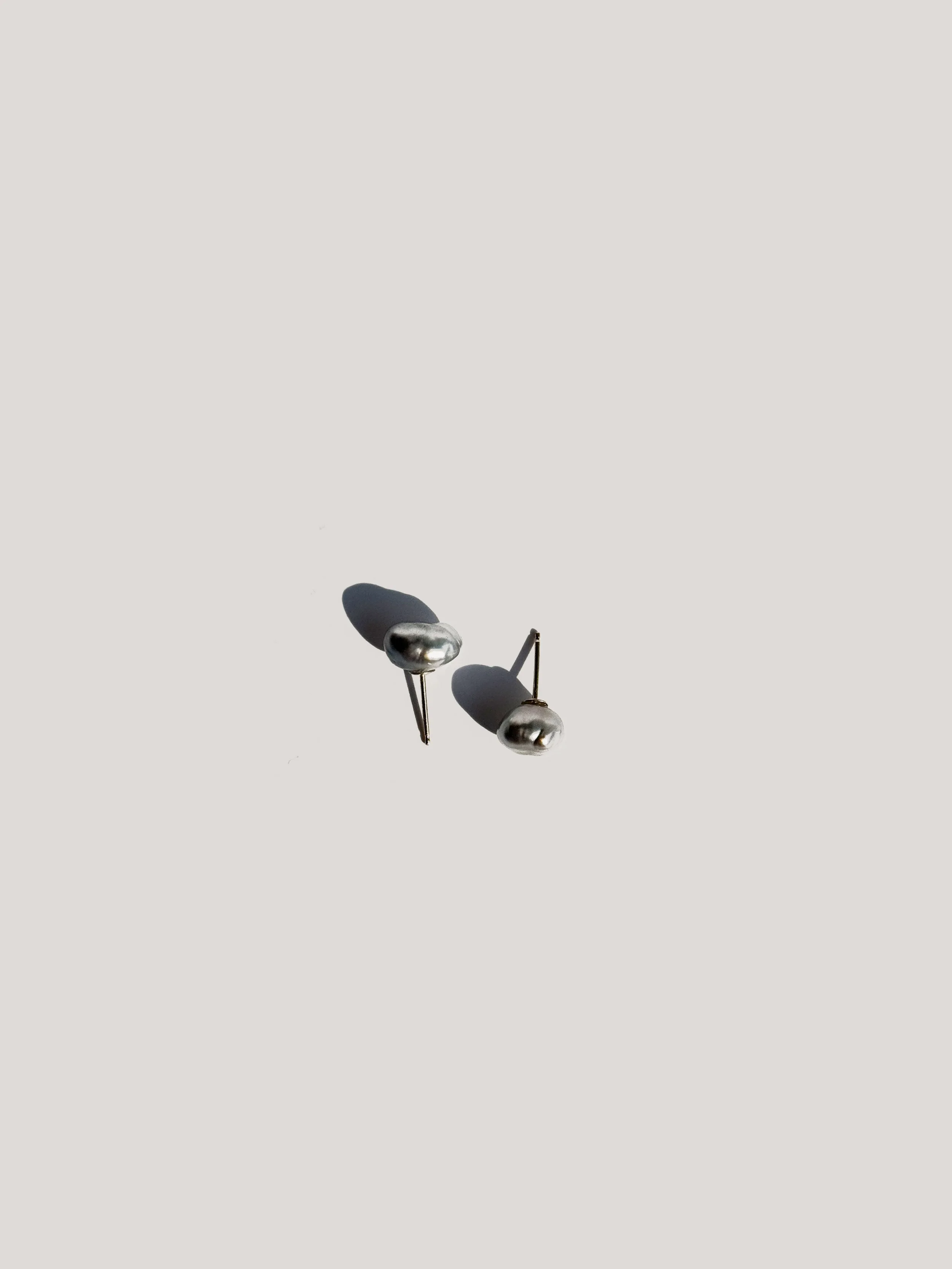 OSNY_Keshi Pearl Studs 02.jpg