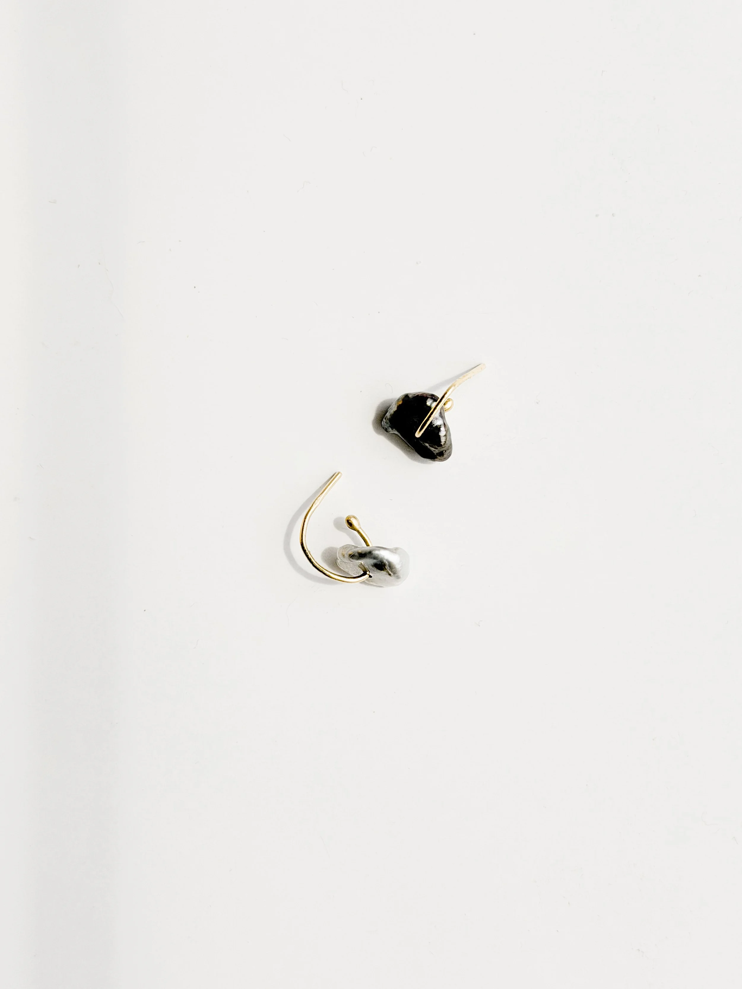 OS_Keshi Pearl Disc Earrings 01 copy.JPG