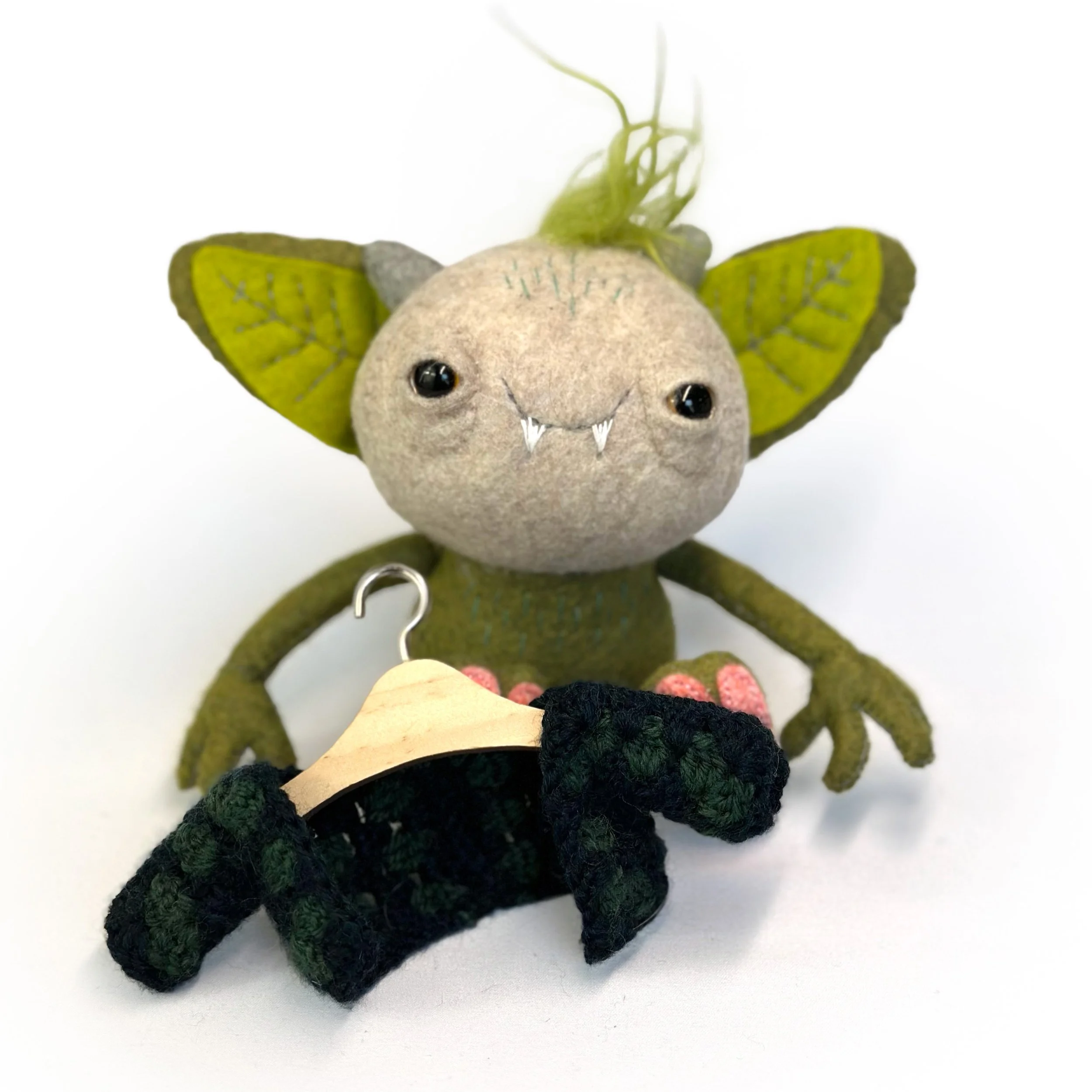 ForestGremlinDkGreen_Front2.jpg