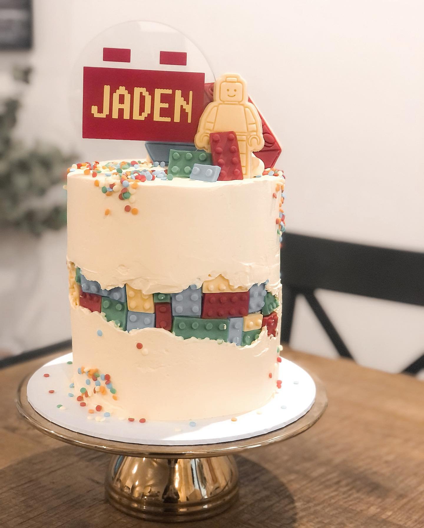 msl lego cake.jpg