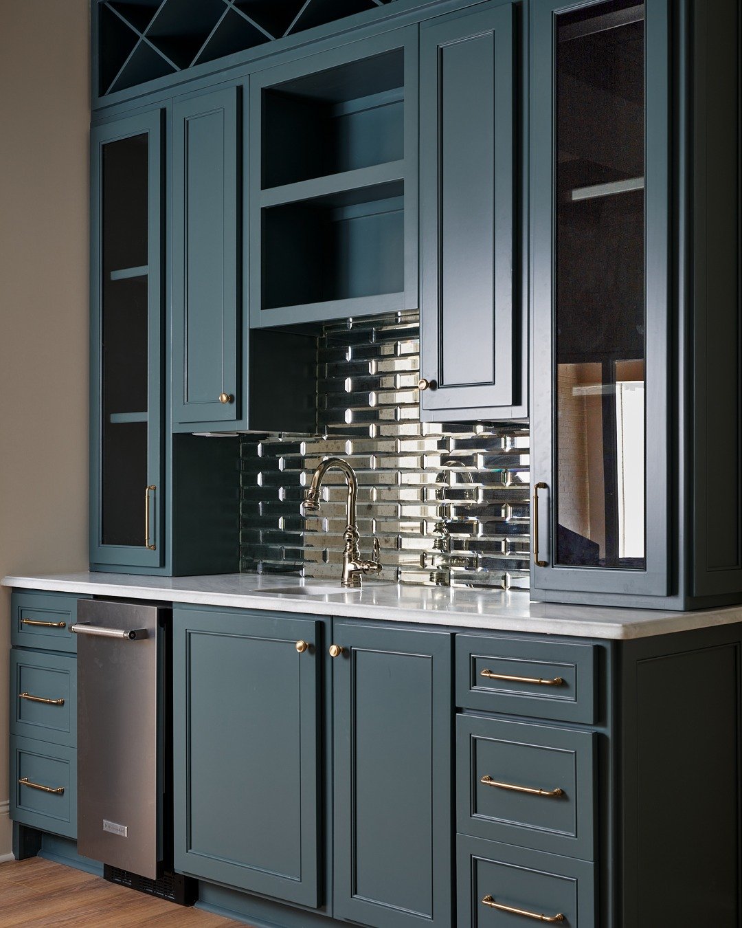 Every detail, pure luxury.

___________________________ 

#MichaelAllenHomes #homedesign #dreamhome #architecture #interiordesign #customdesign #luxuryhome #customhomebuilder #interiors #homebuilding #auburnal #michaelallenhomesbuilt #michaelallenhom