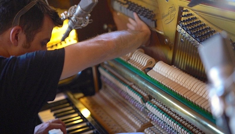 Manu Piano-p-800.jpeg