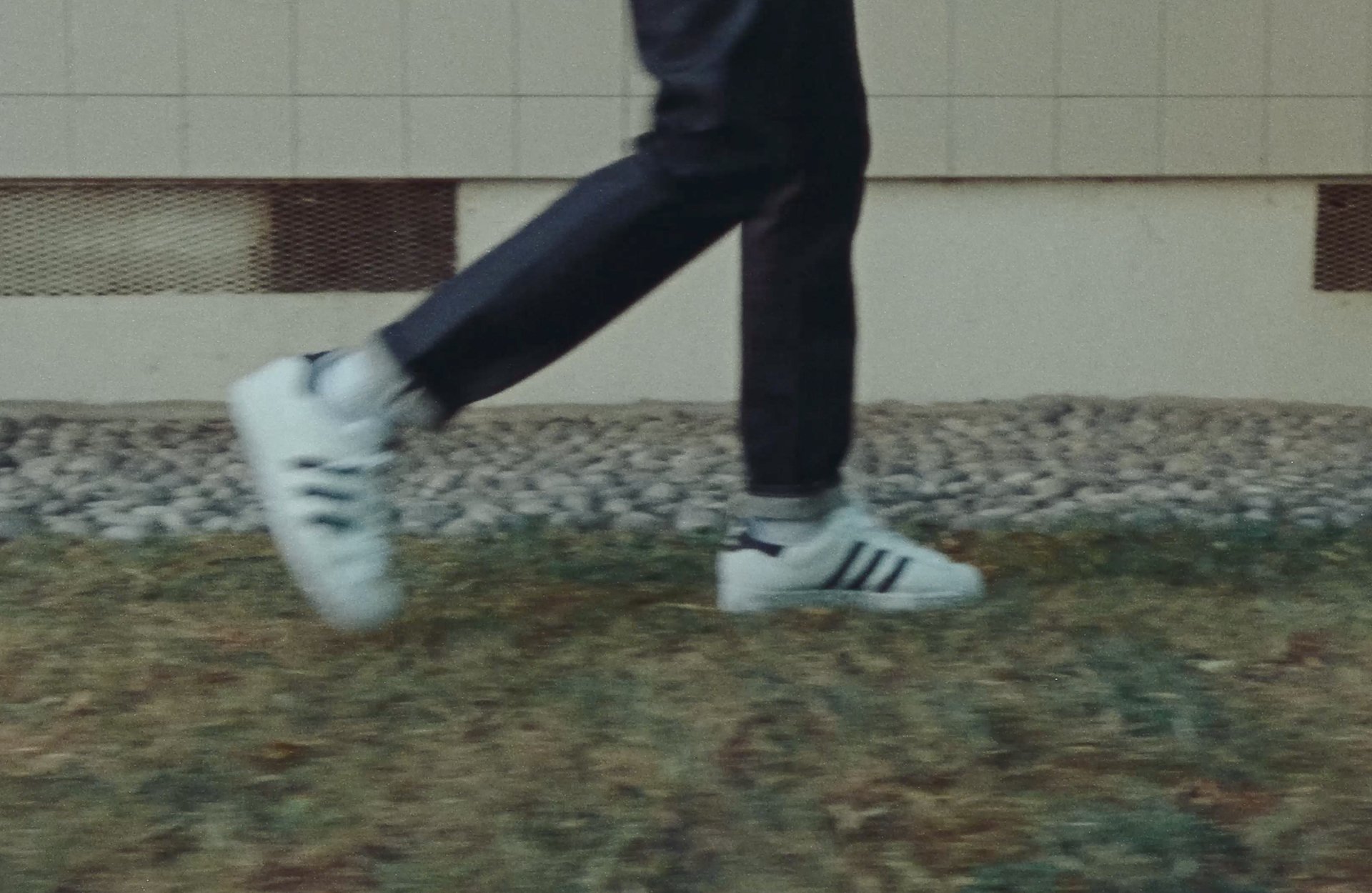 ALTER_ADIDAS_FB01.jpg