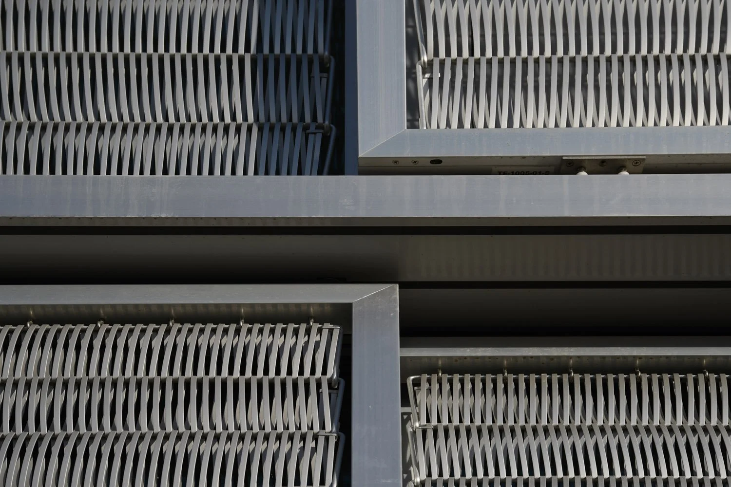 preface-expert-batiment-epfl-me-structure-metal.jpg