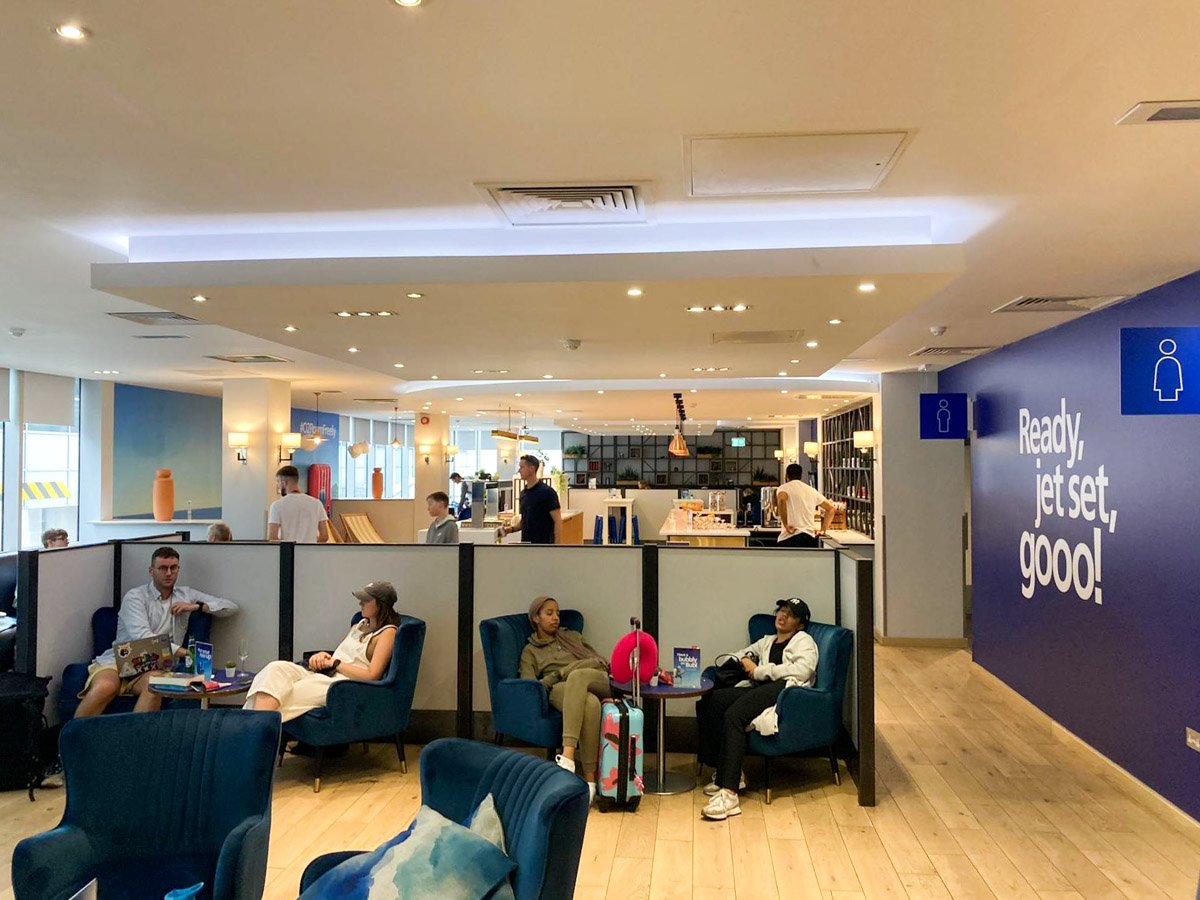 O2-Roam-Freely-Lounge-39.jpg