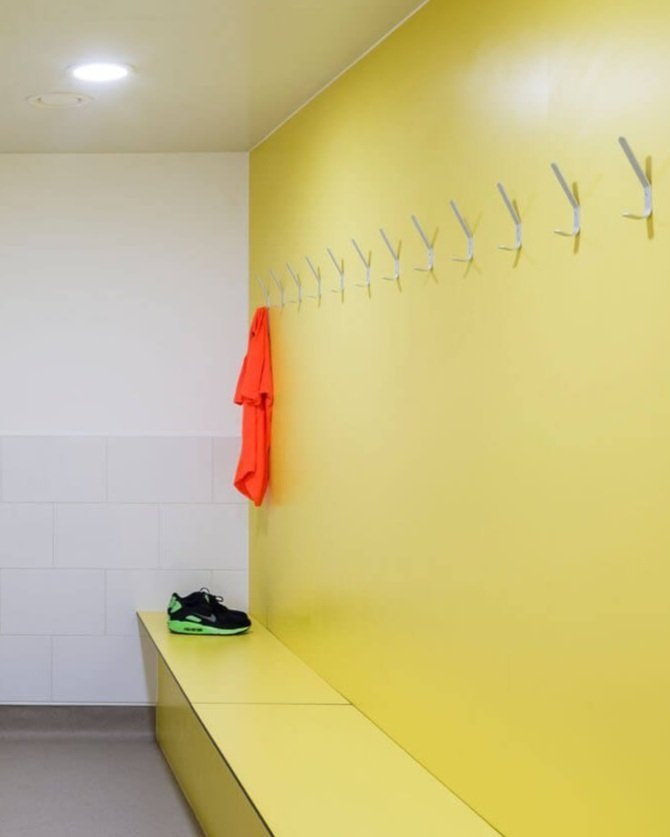gym-design-yellow-changing-rooms.jpg