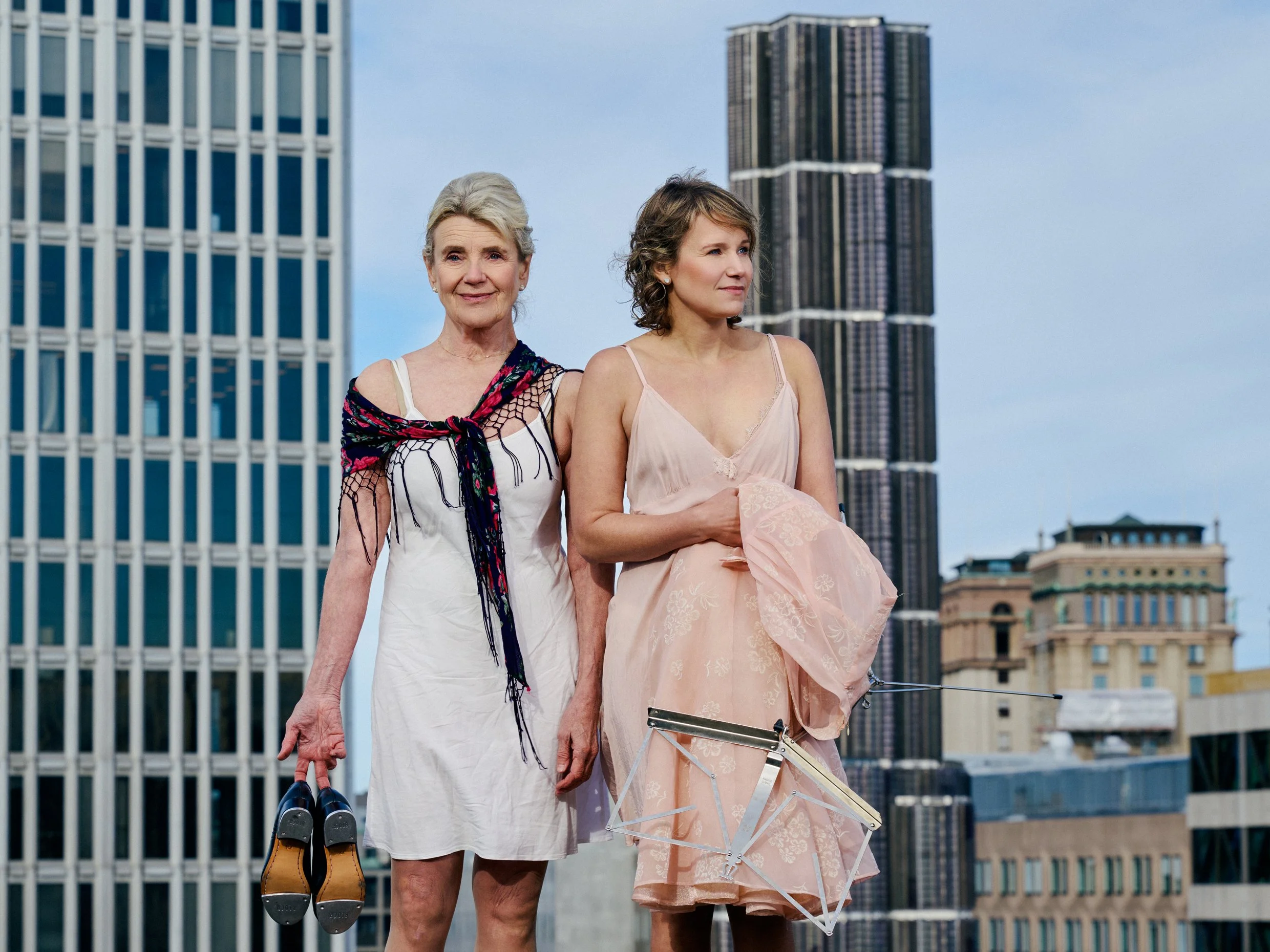 "Kargt och blåsigt" Stina Ekblad & Iris Viljanen - torsdag 16 & fredag 17 juli kl.19.00