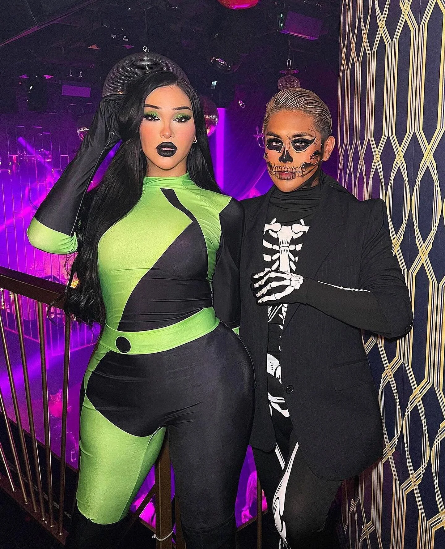 👻HAPPY HALLOWEEN 🎃 
Swipe to see some of our talents spooky looks! 🖤