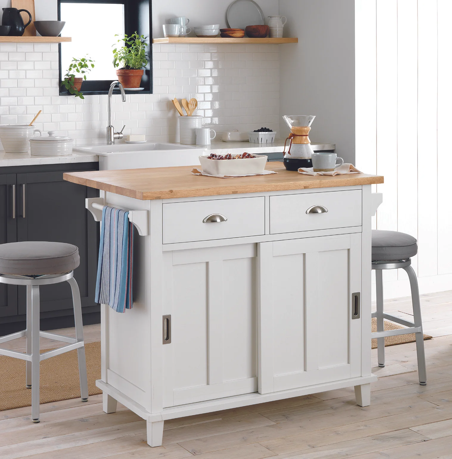 kitchen tile .jpg