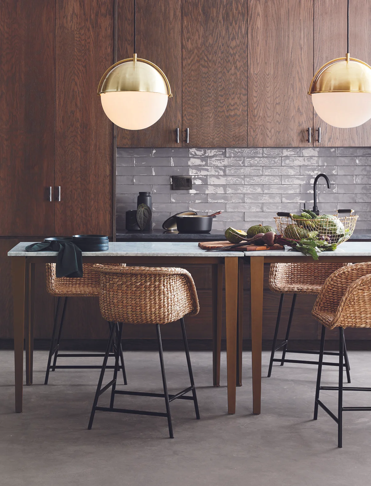 cb2-september-catalog-2017-47.jpg
